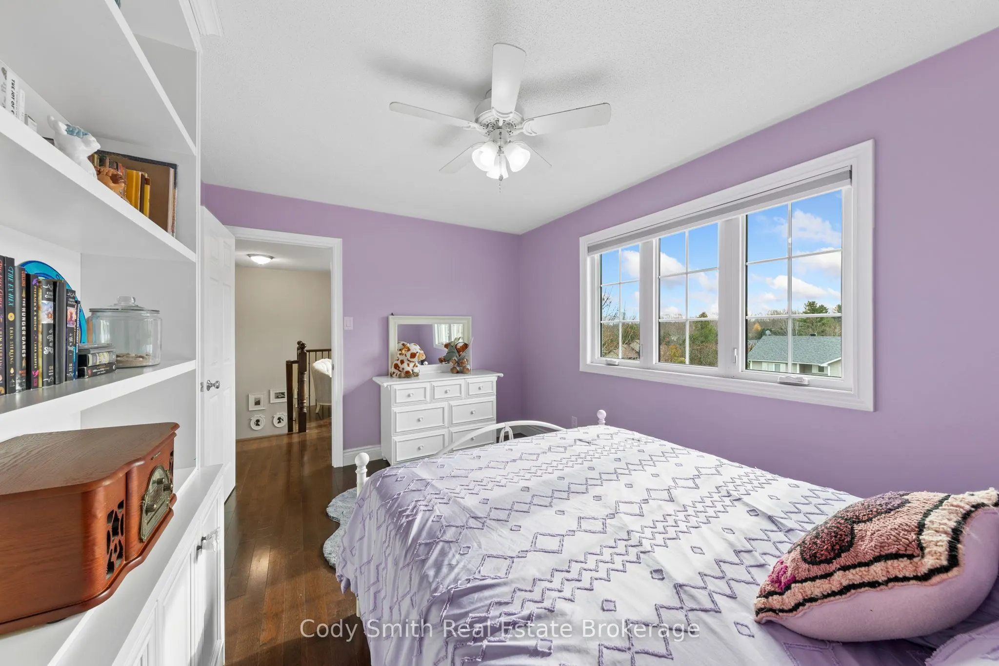 3 BRECHIN Crescent