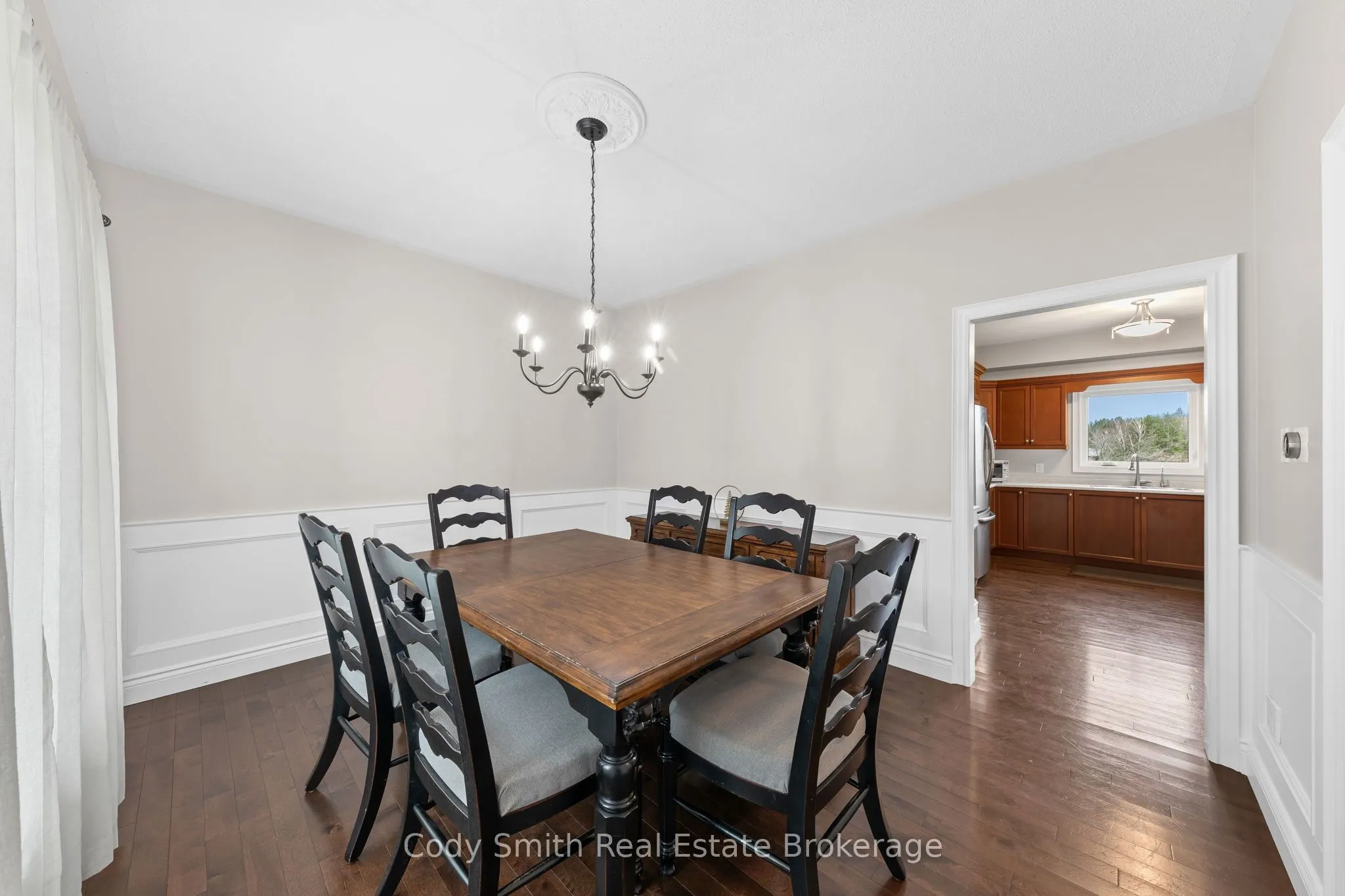 3 BRECHIN Crescent