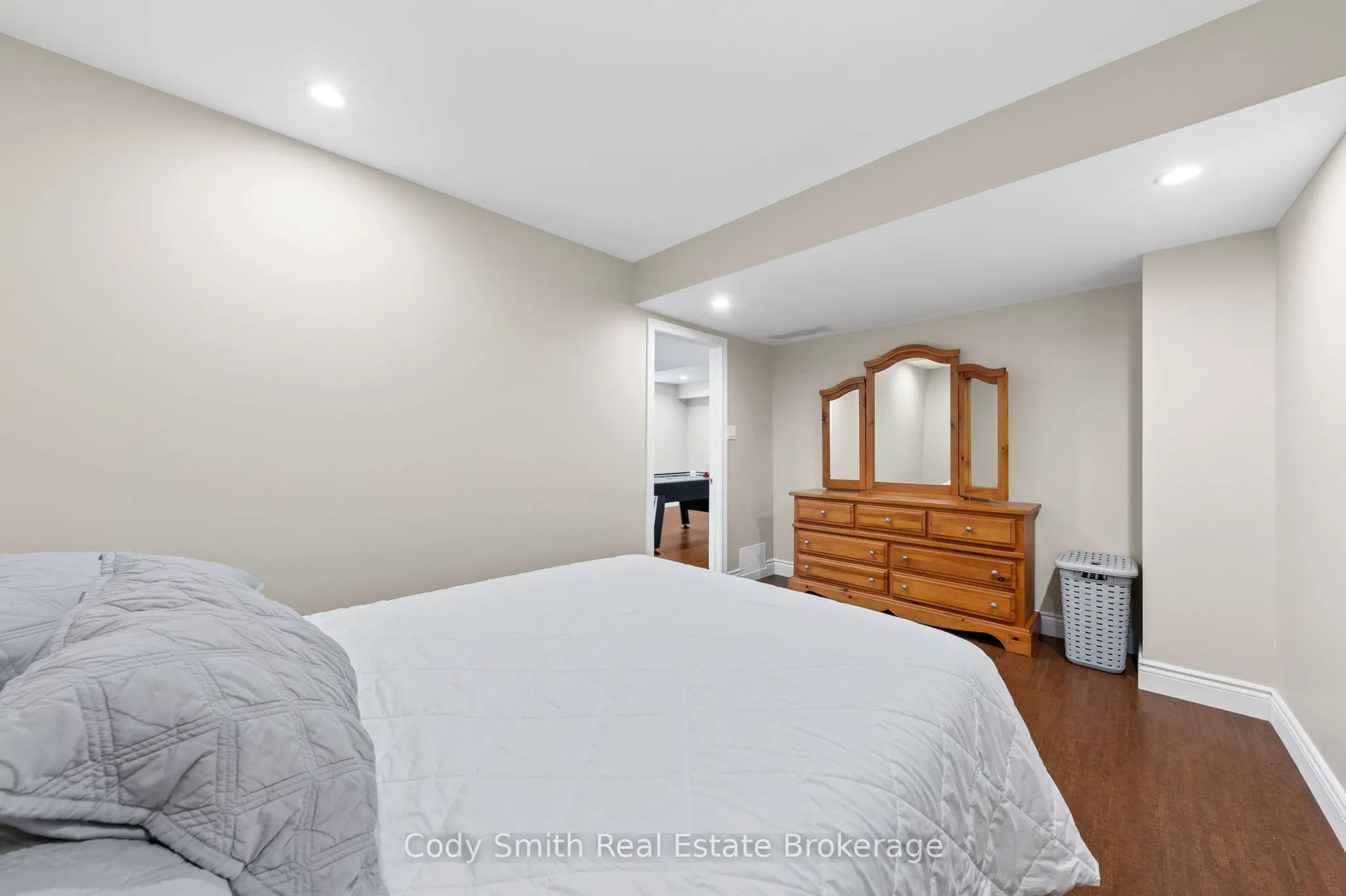 3 BRECHIN Crescent