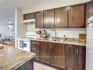 173 Eighth Street, #301