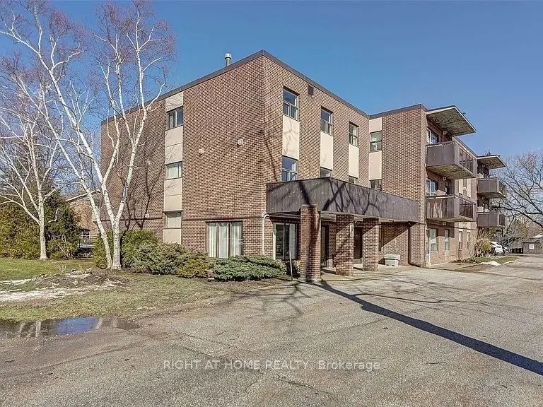 173 Eighth Street, #301