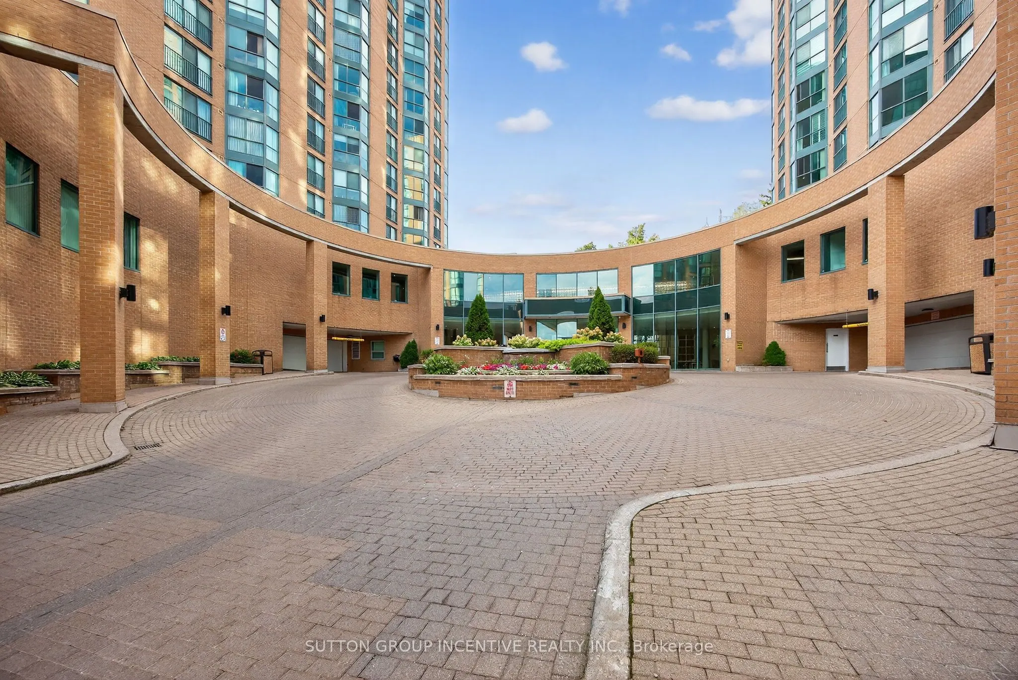 140 Dunlop Street E, #505