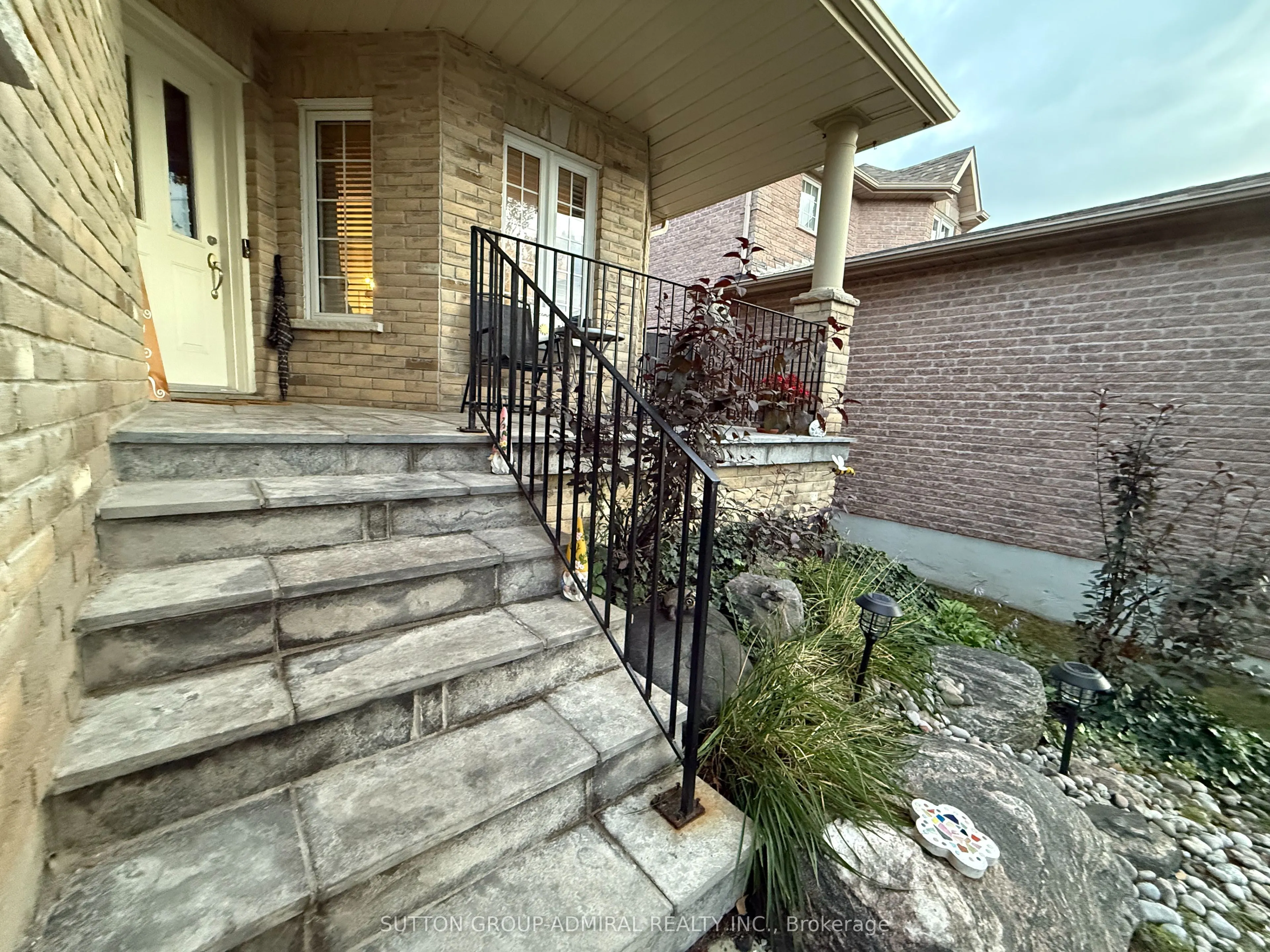 21 Black Ash Trail S