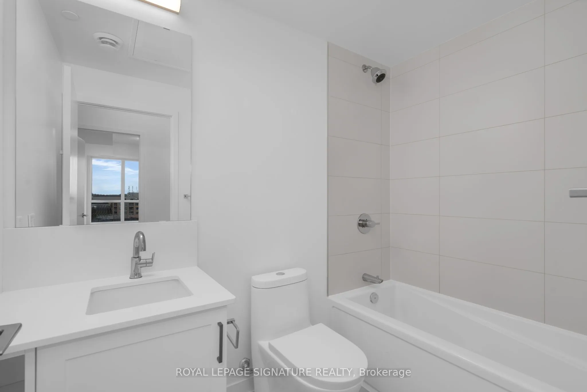 681 Yonge Street, #421