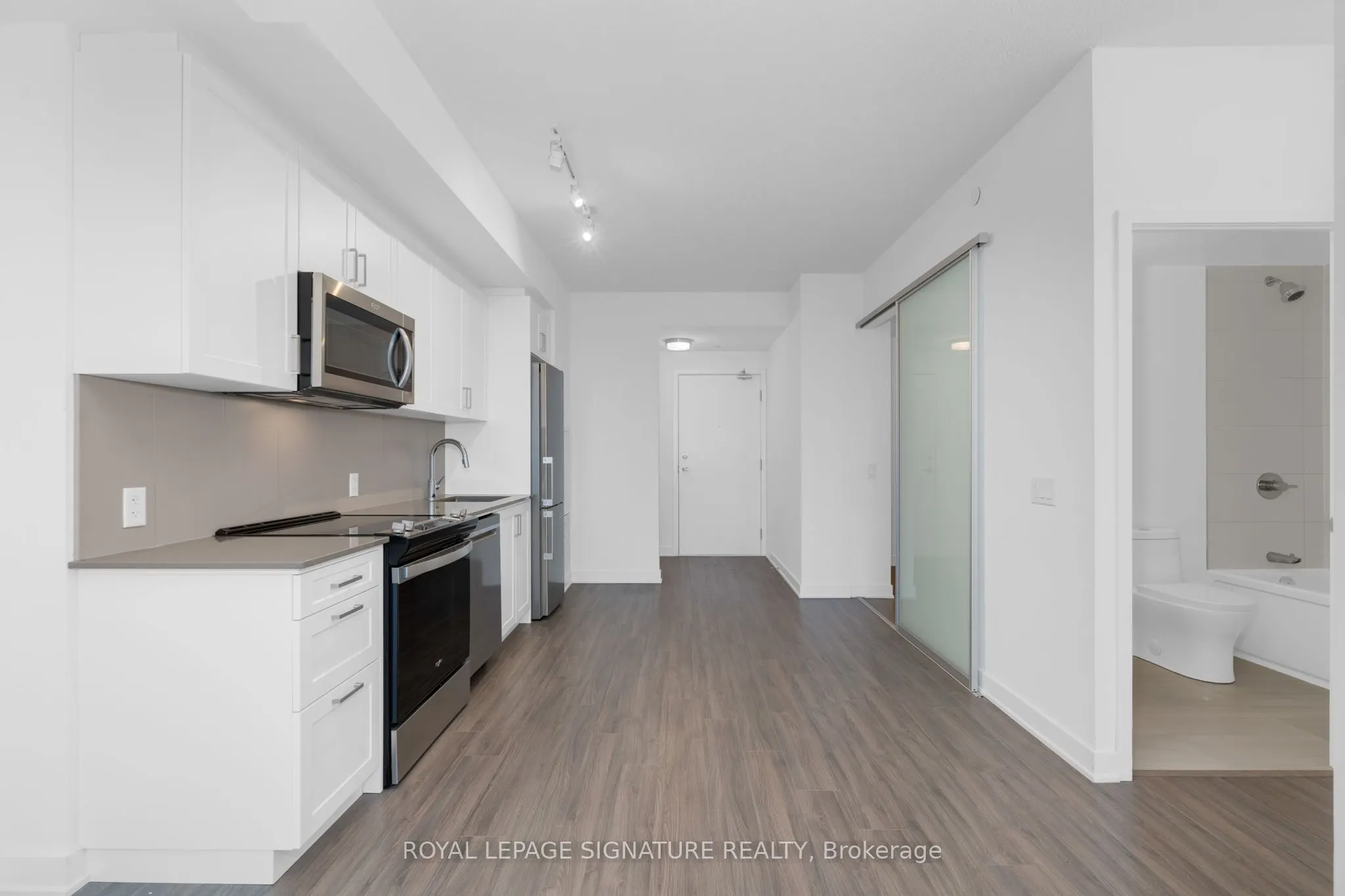 681 Yonge Street, #421