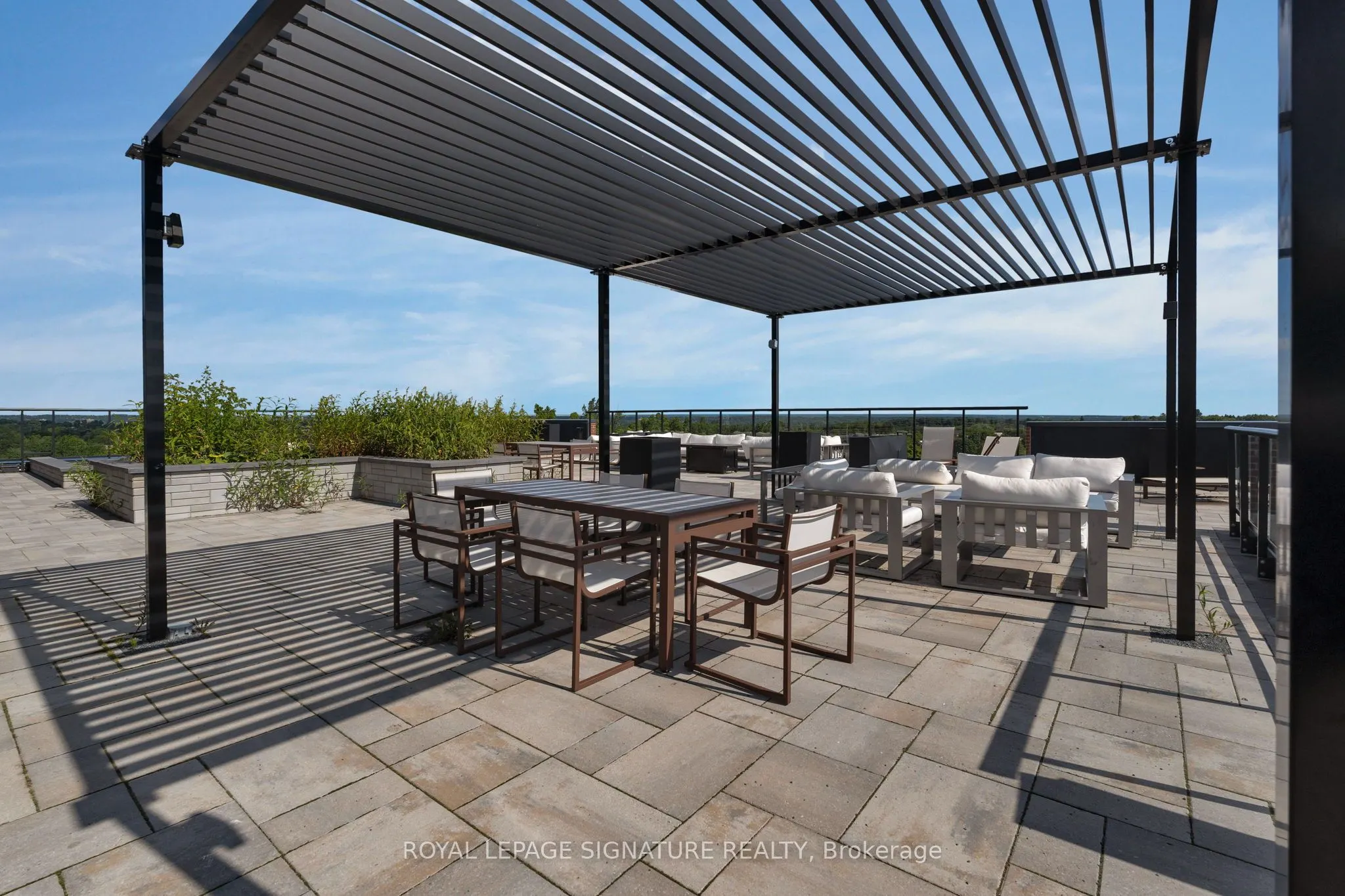 681 Yonge Street, #421