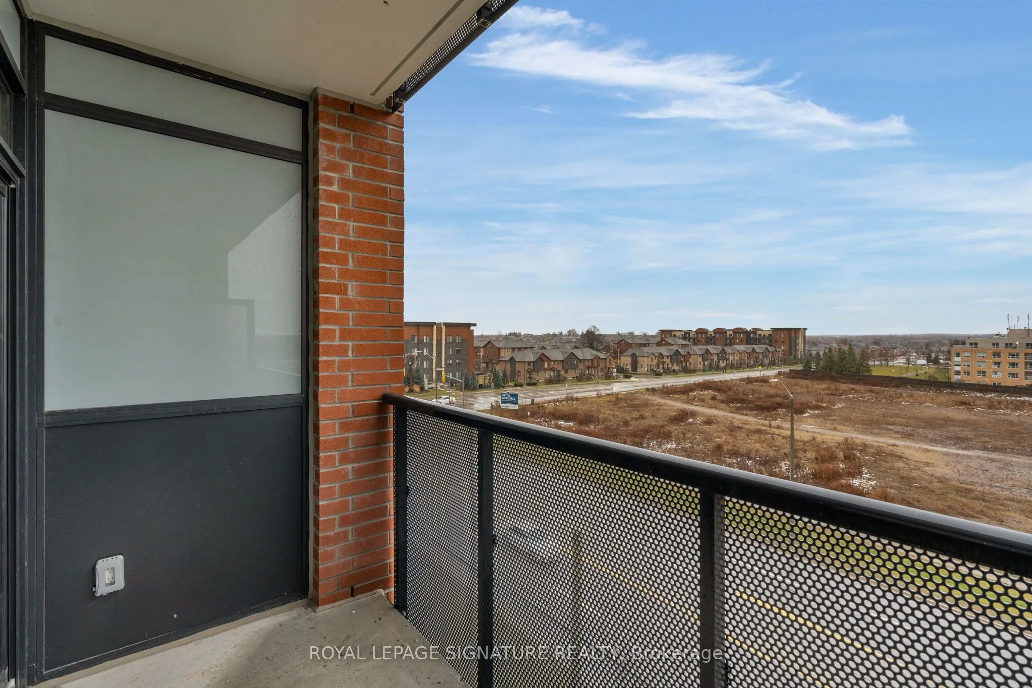 681 Yonge Street, #421