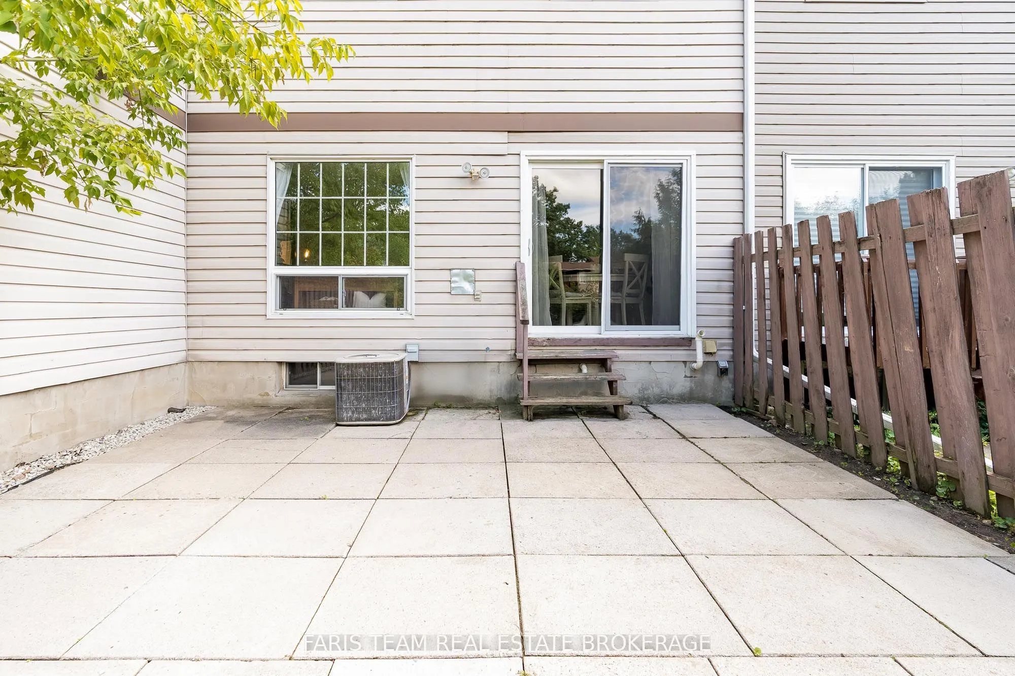 55 Barrett Crescent