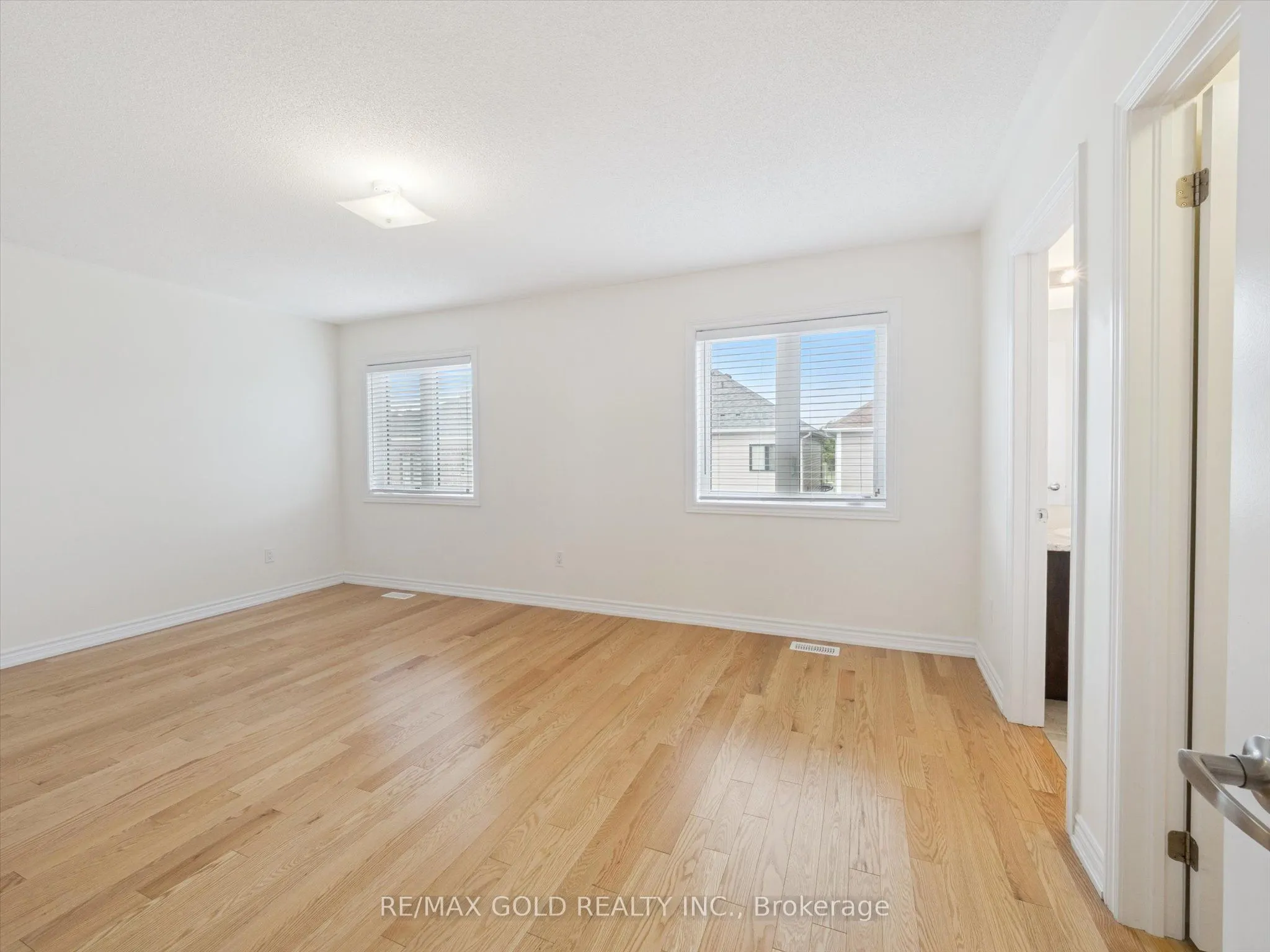 6 Bannister Road