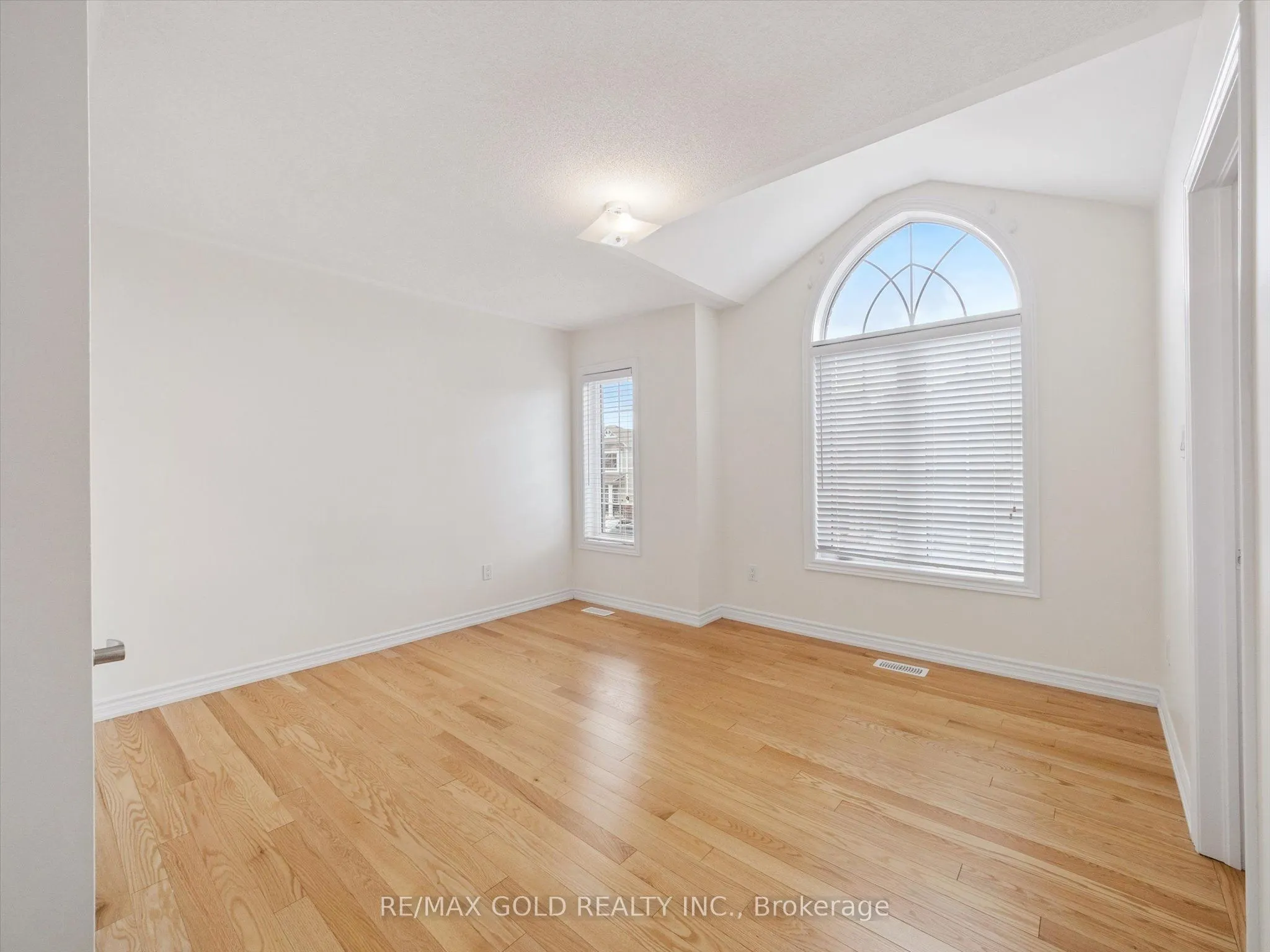 6 Bannister Road