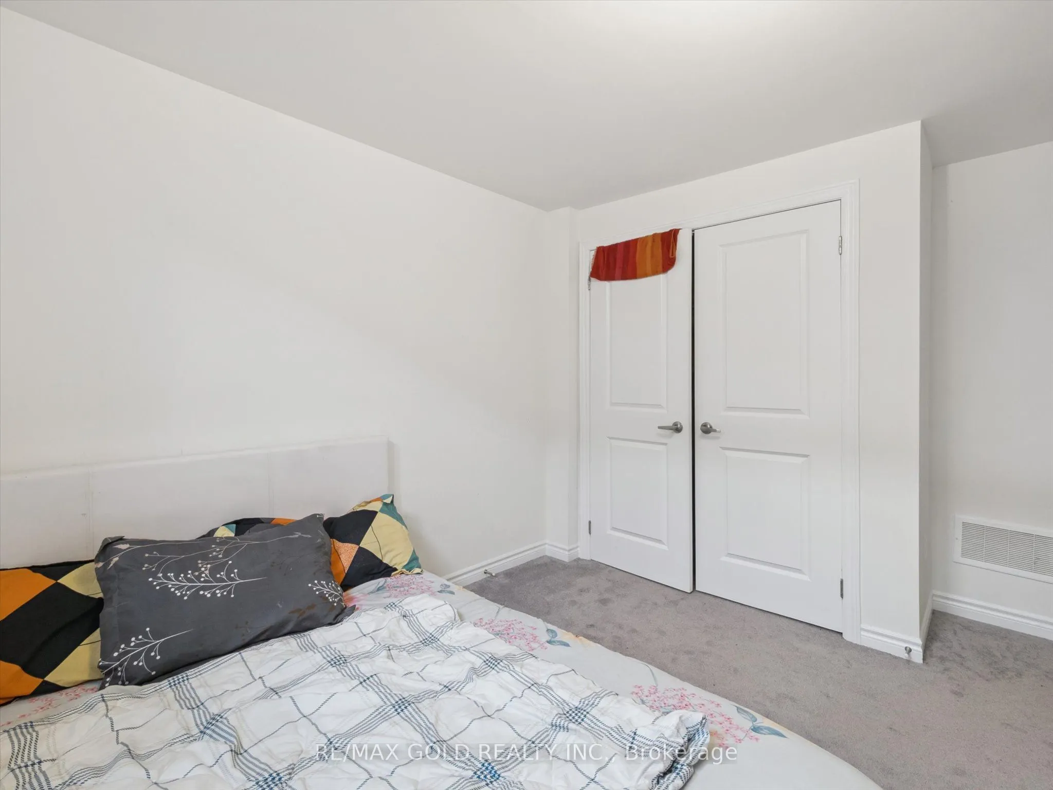 6 Bannister Road