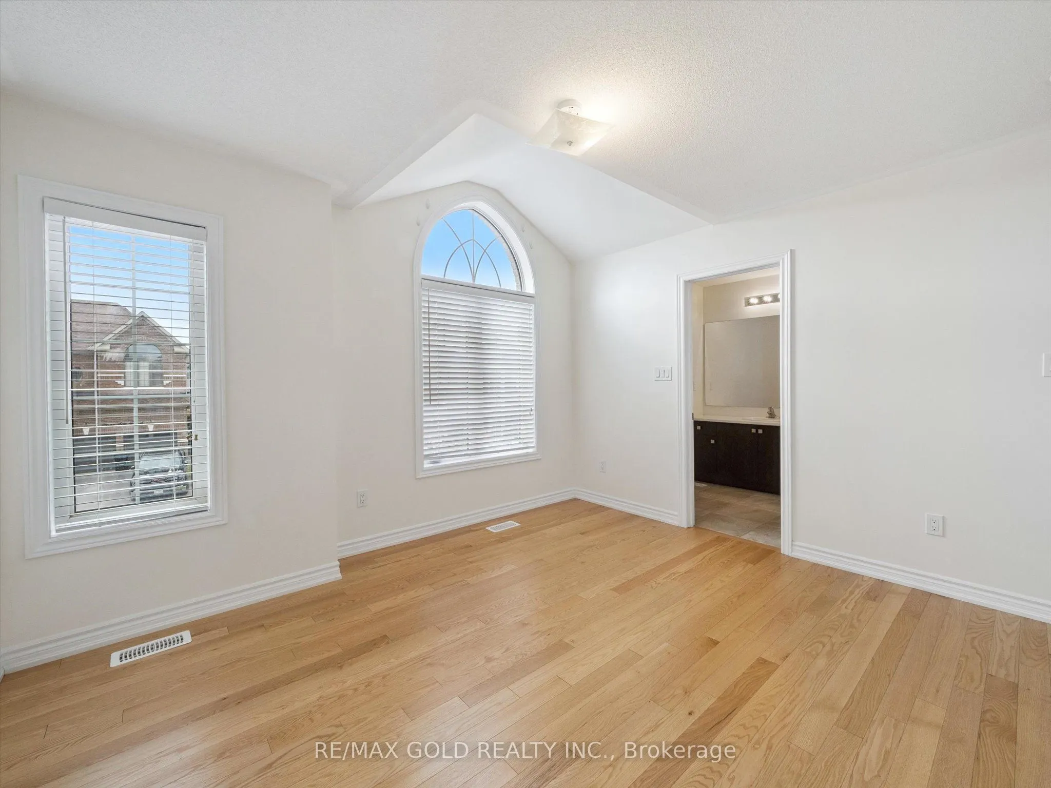 6 Bannister Road