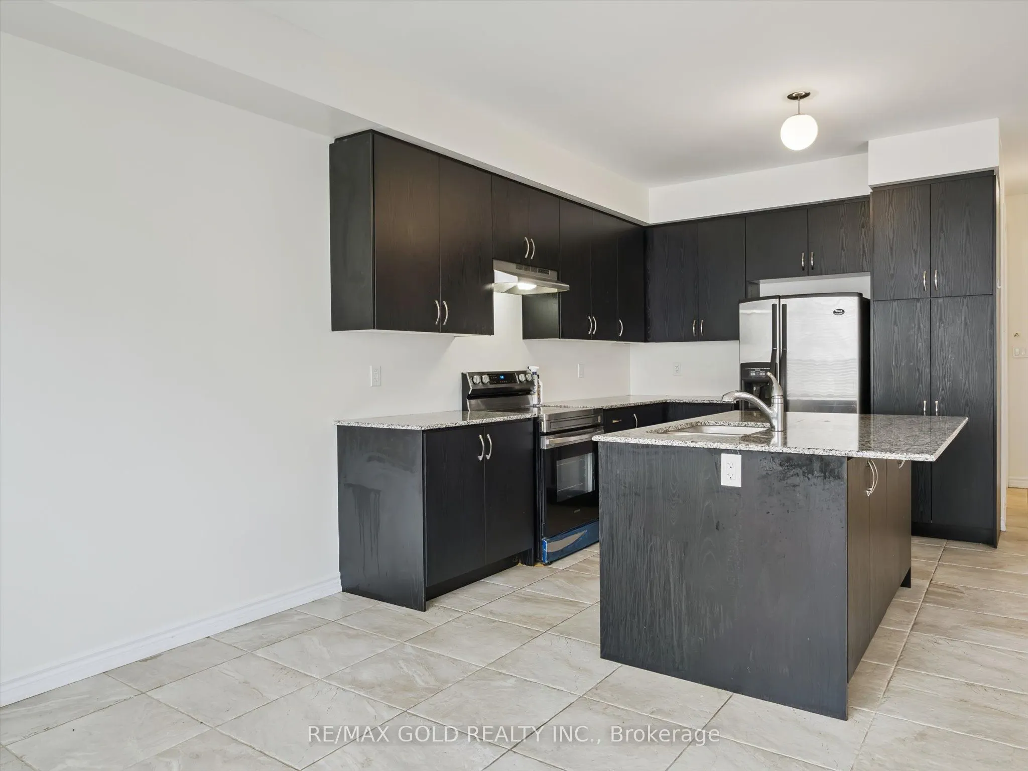6 Bannister Road