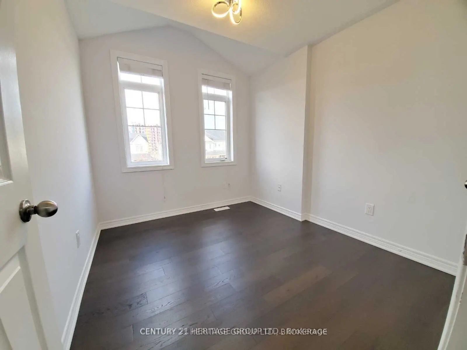 87 Pearcey Crescent