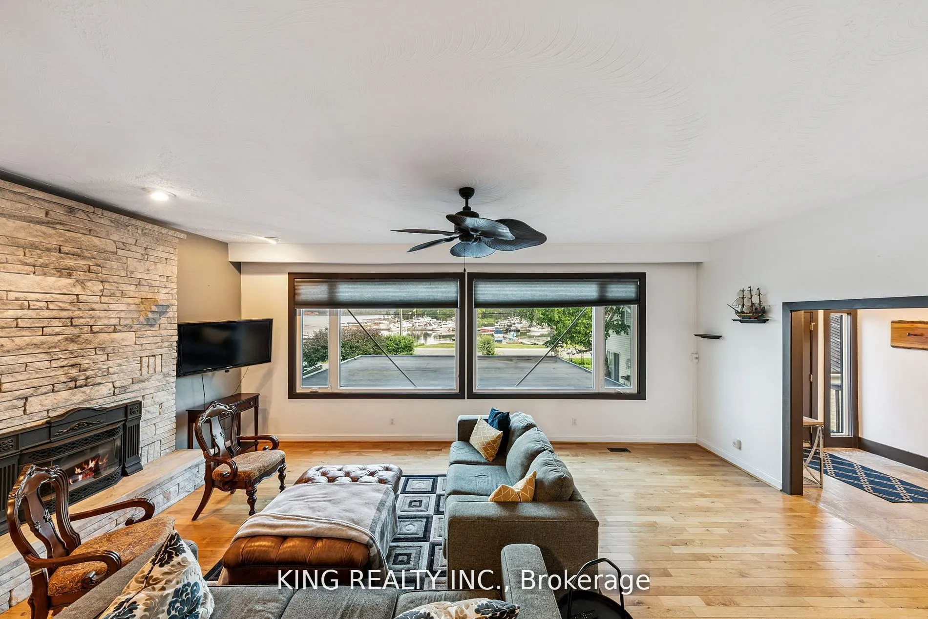 602 CHAMPLAIN Road