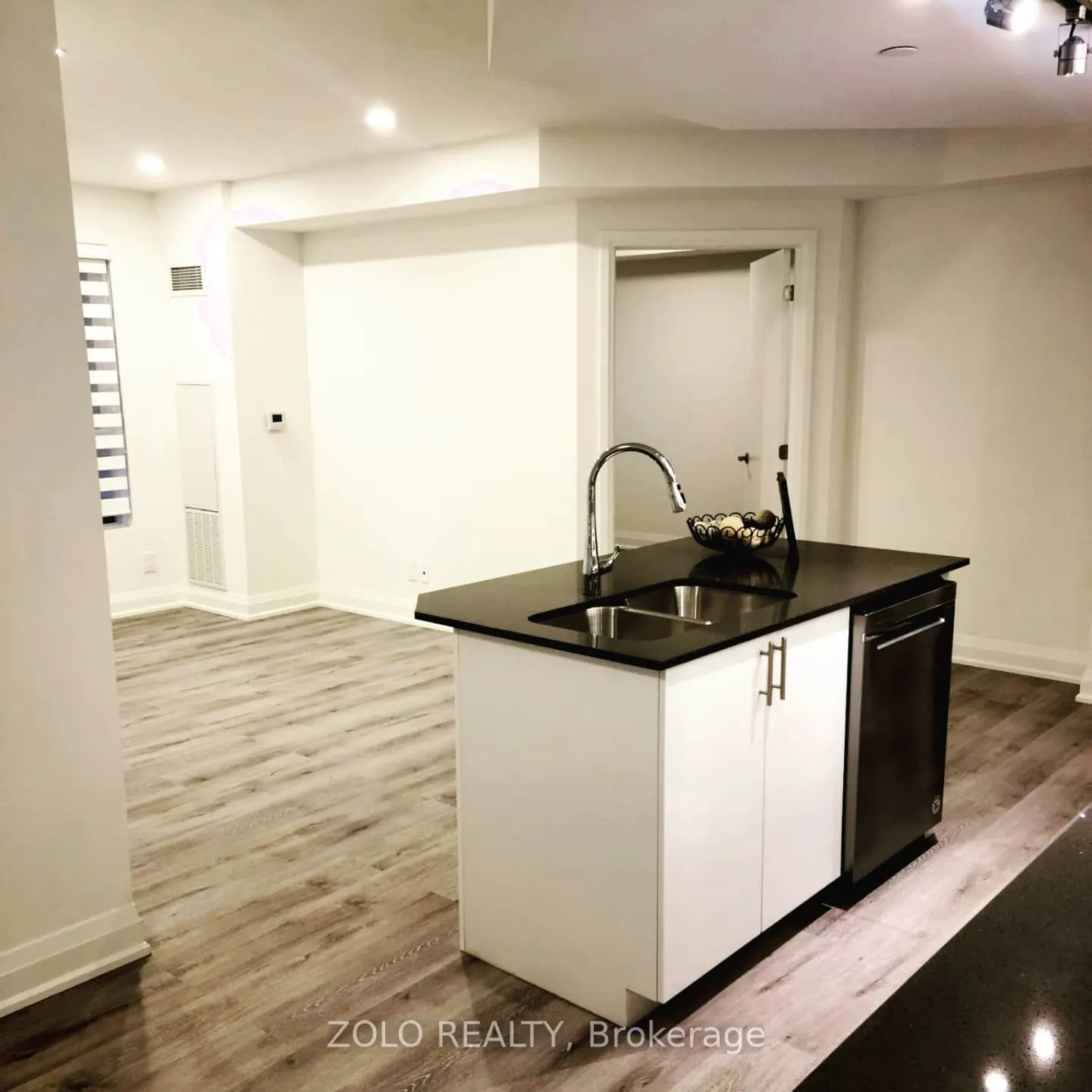 58 Lakeside Terrace, #217