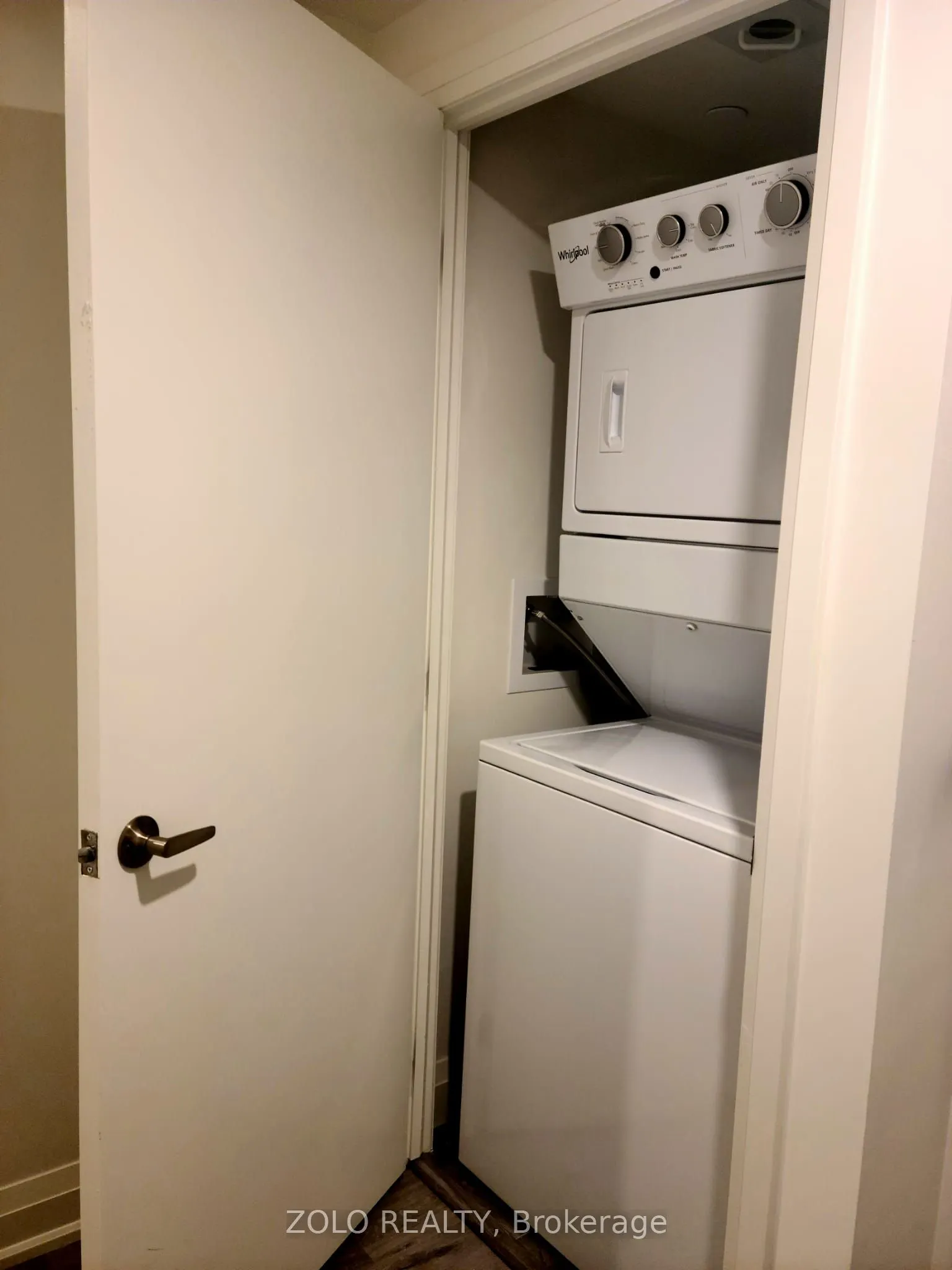 58 Lakeside Terrace, #217