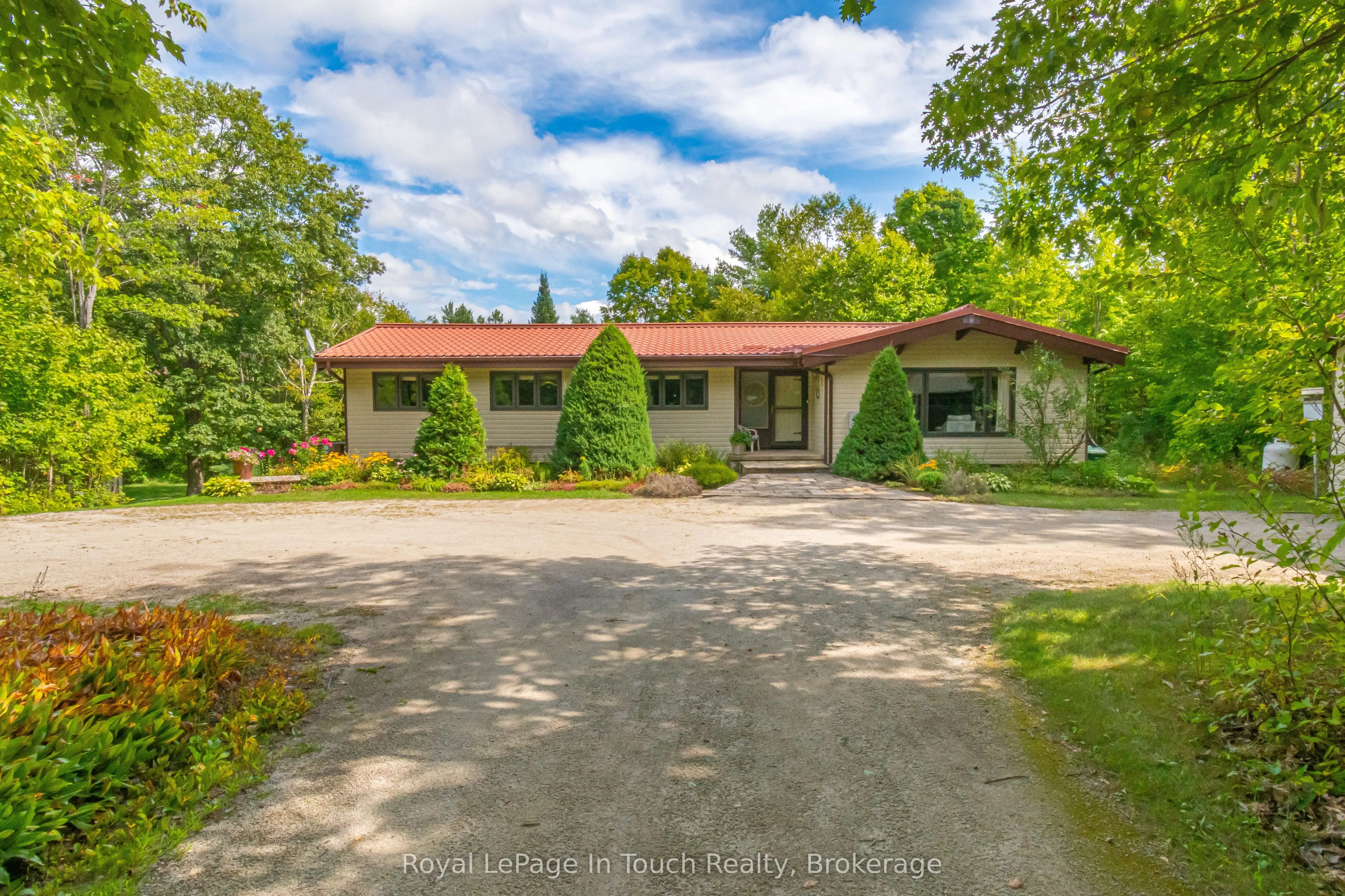 229 Dawsons Side Road