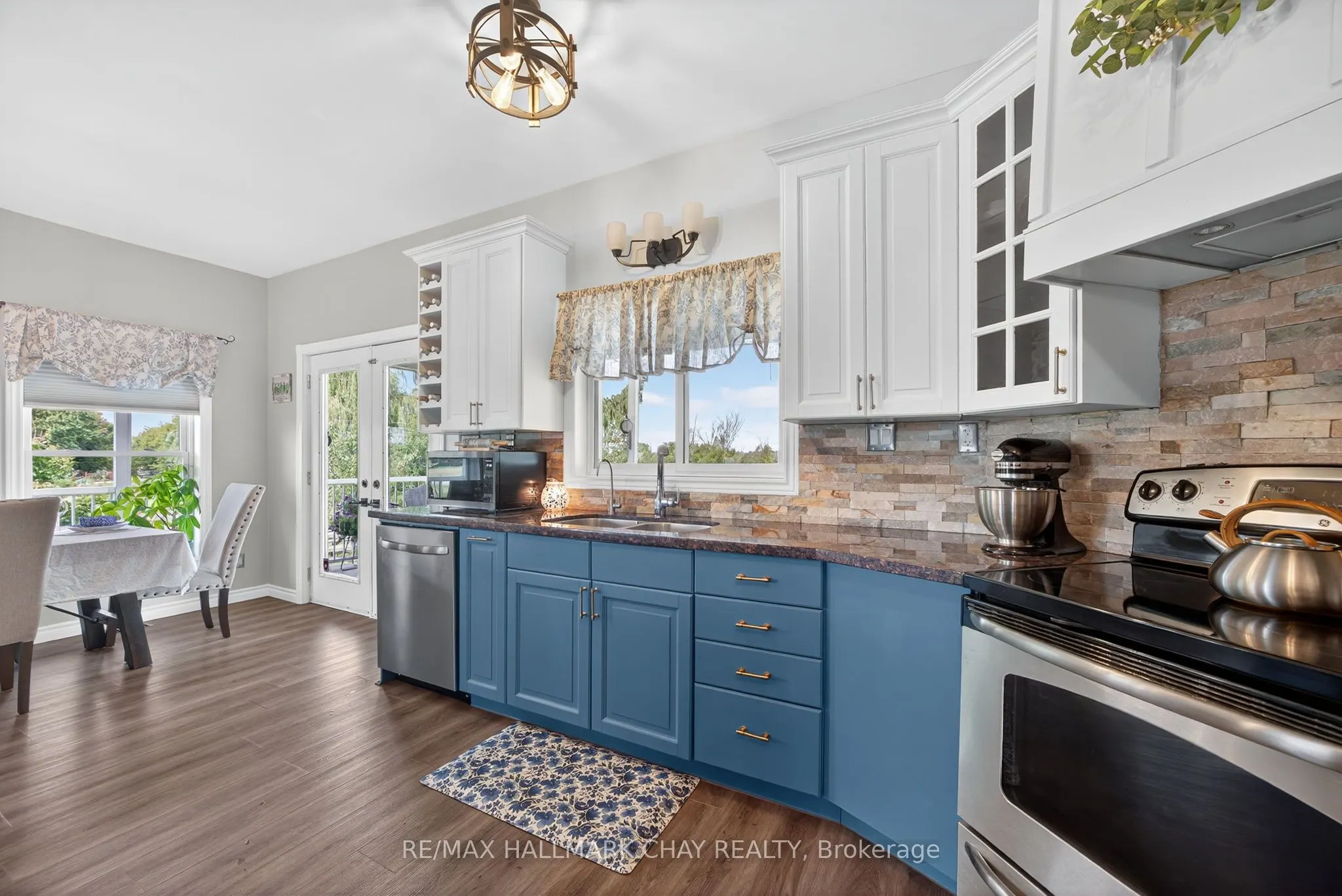 5518 Conc 7 Sunnidale Concession