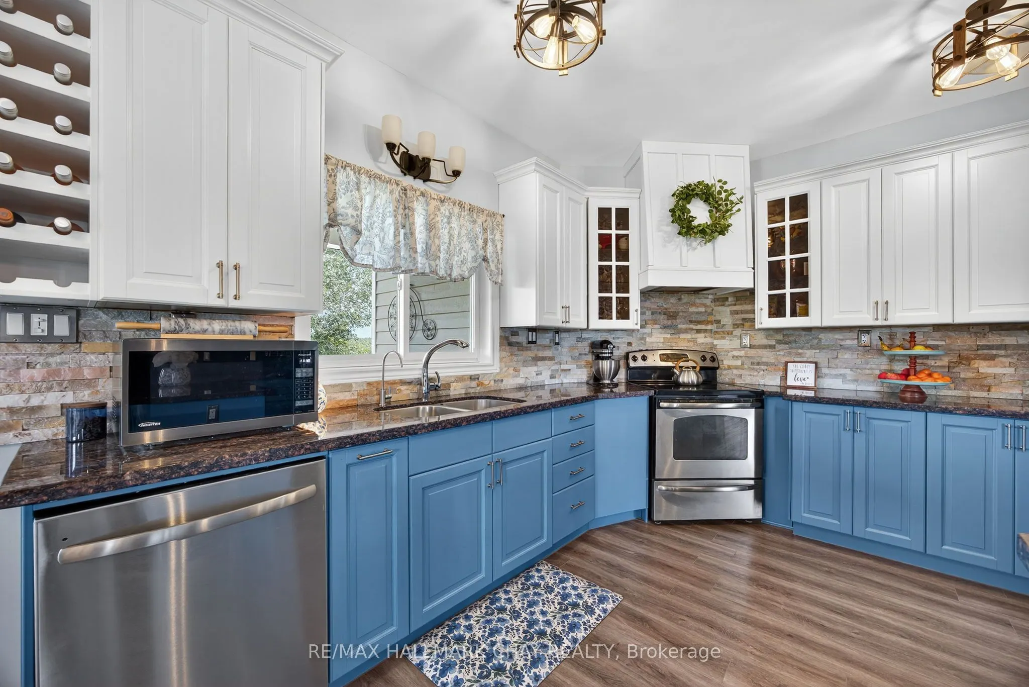 5518 Conc 7 Sunnidale Concession