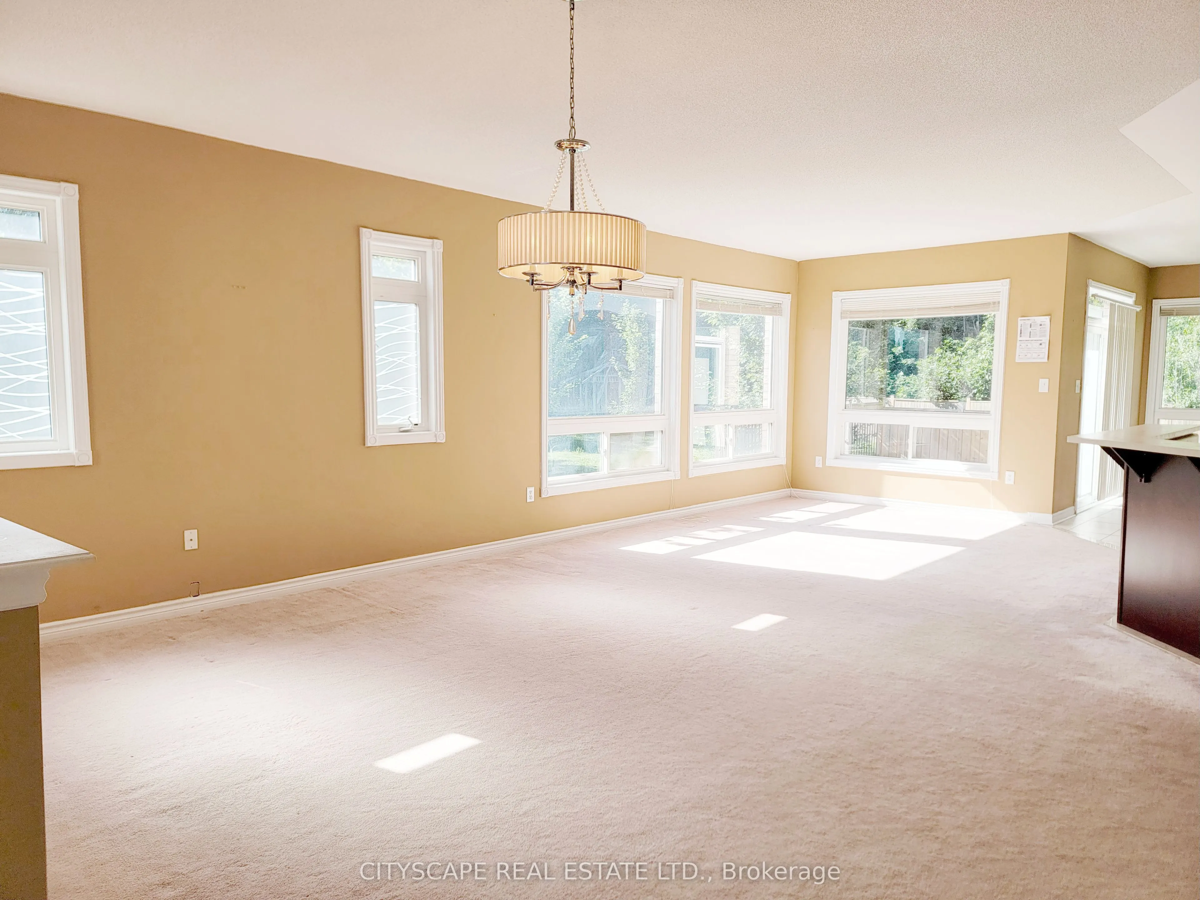 6 Cherry Sands Crescent