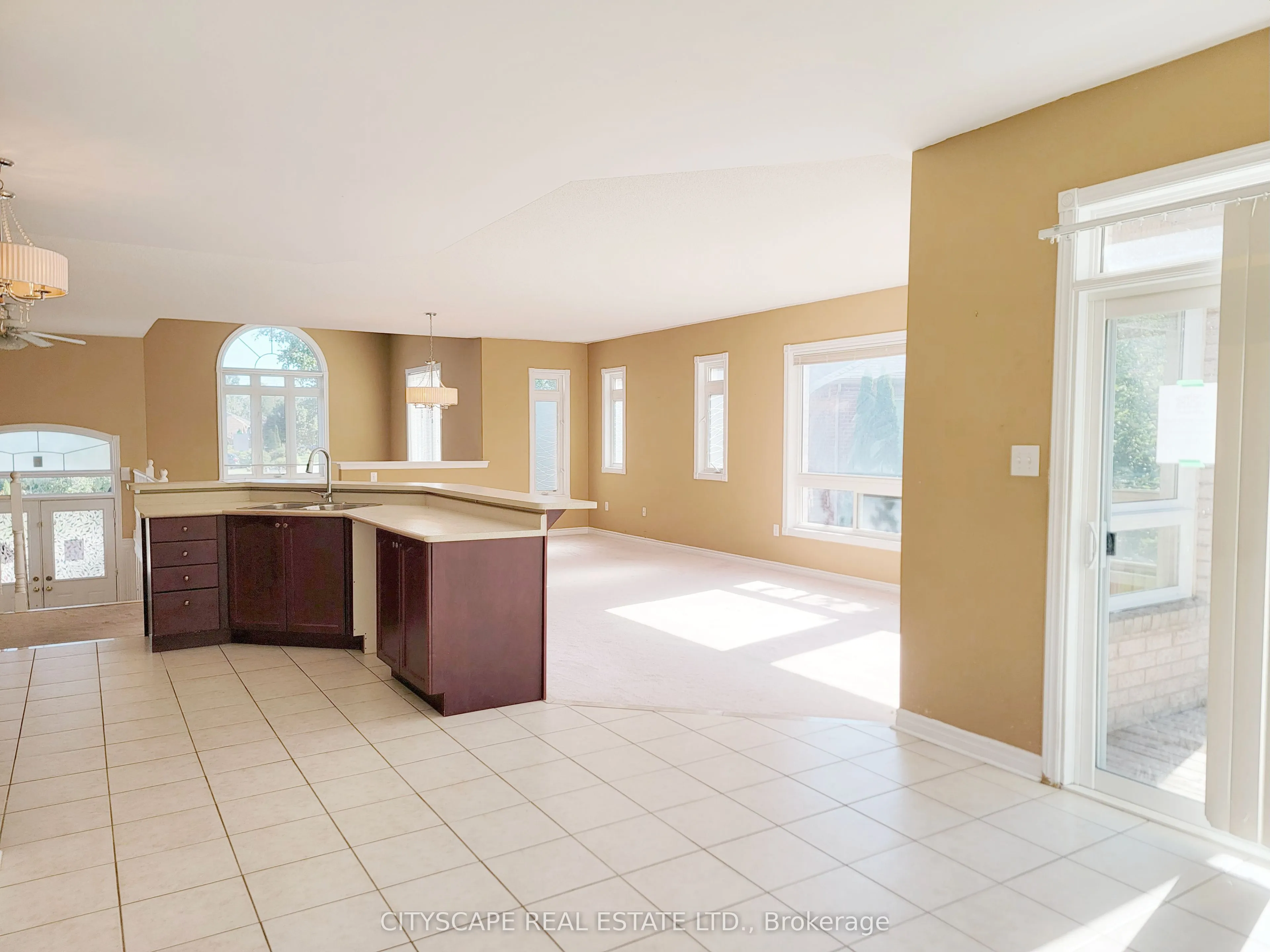 6 Cherry Sands Crescent
