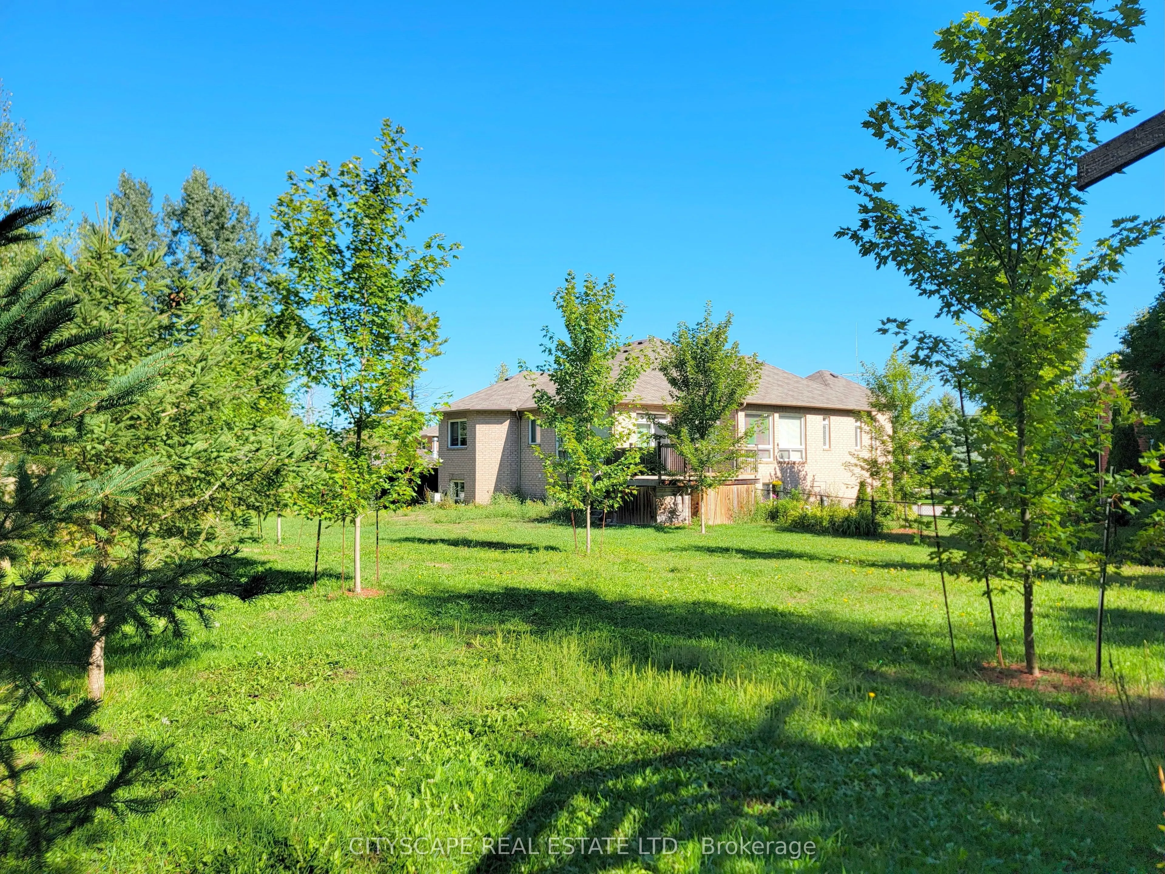 6 Cherry Sands Crescent