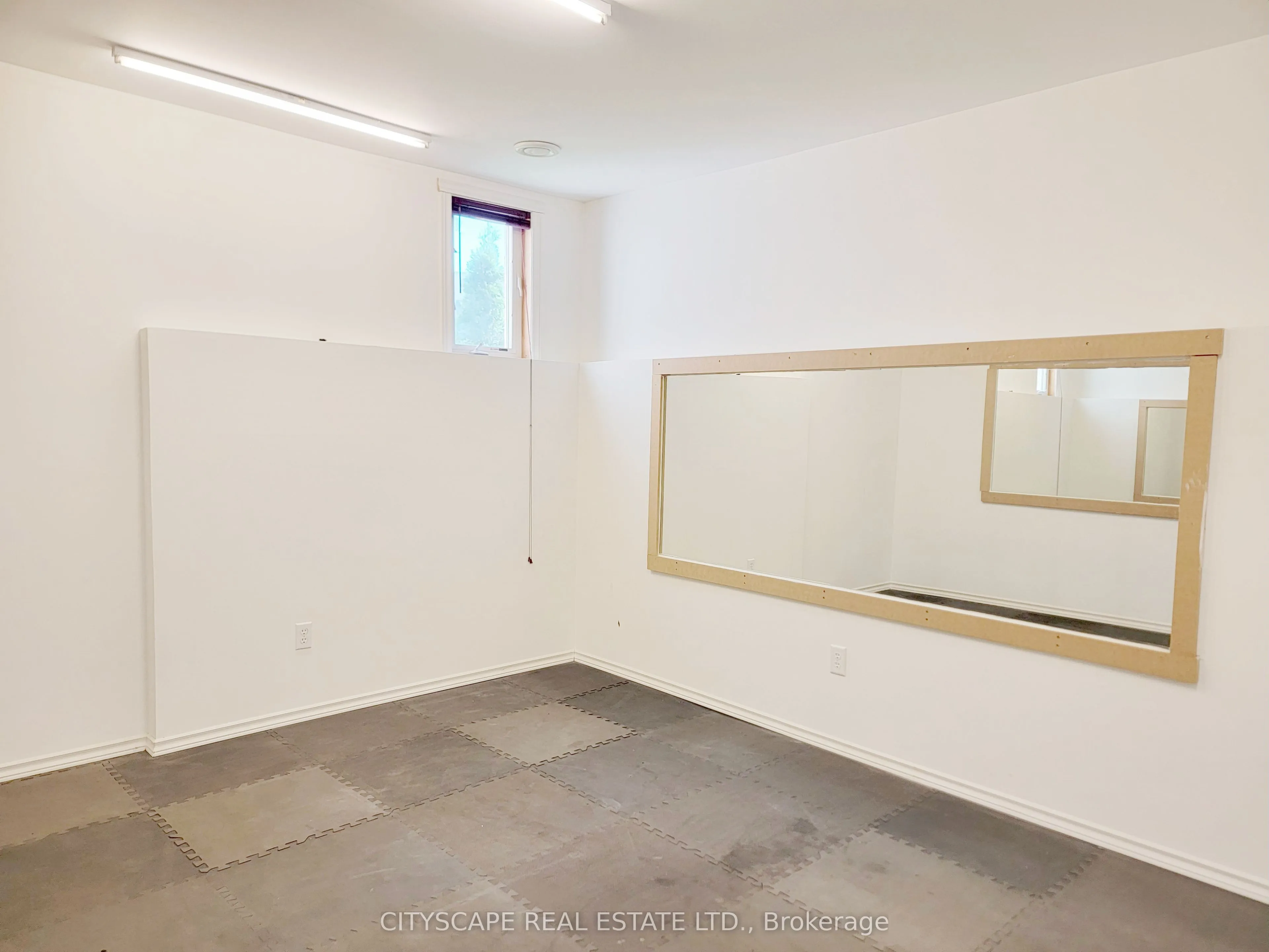 6 Cherry Sands Crescent