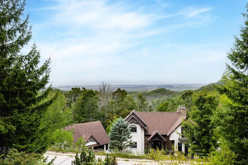 14 Valleycrest Drive
