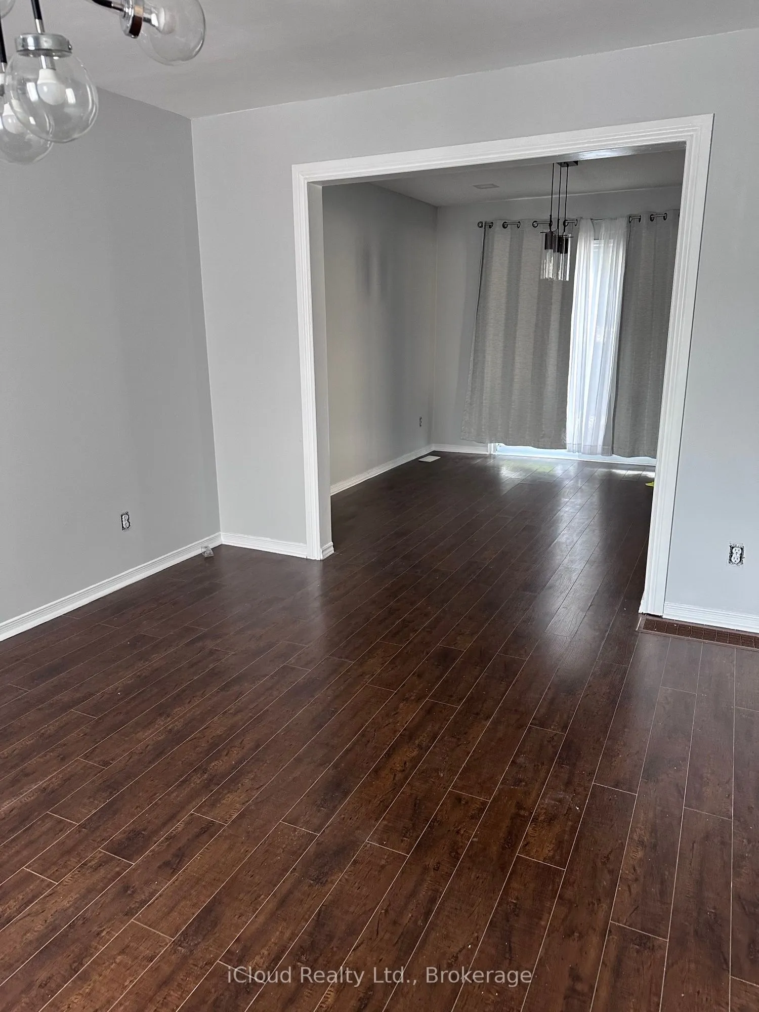 296 Hickling Trail, #Upper