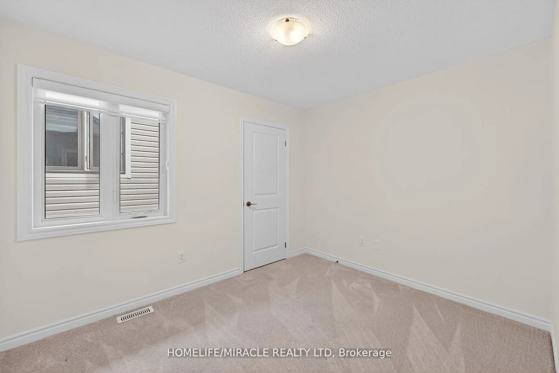 11 Phoenix Boulevard