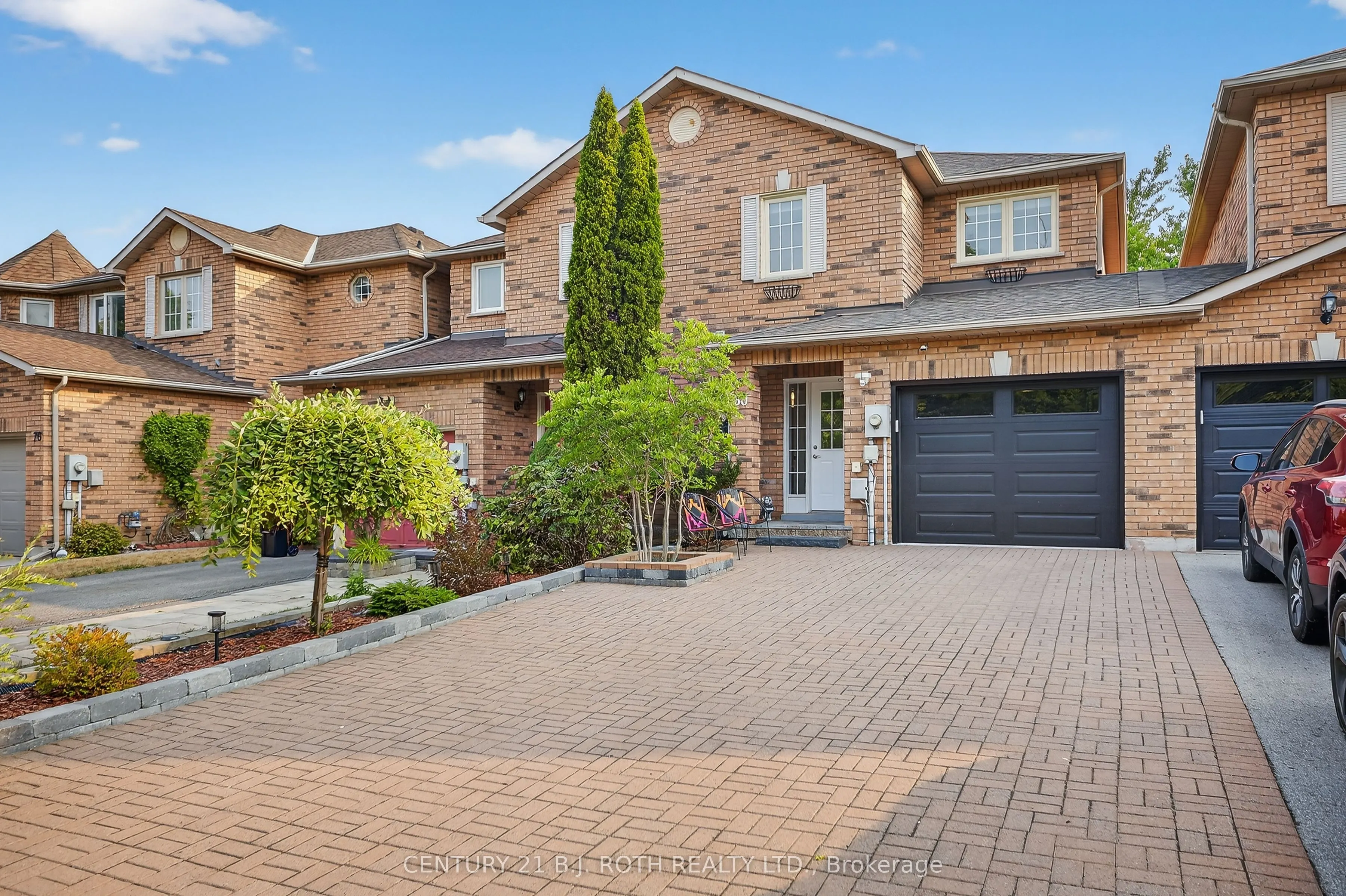 80 BRUCE Crescent