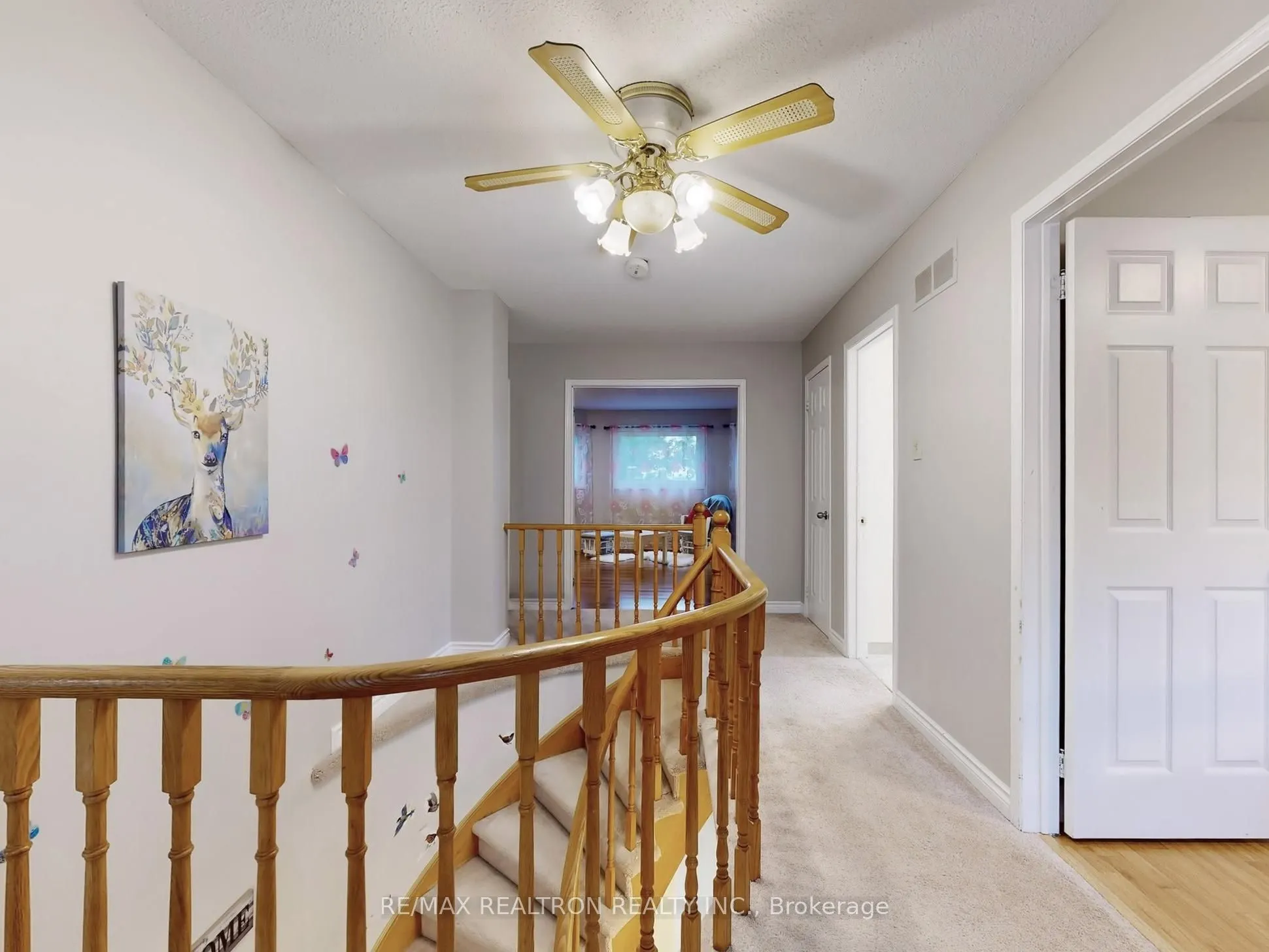 27 Moore Place, #Main & 2nd Flr