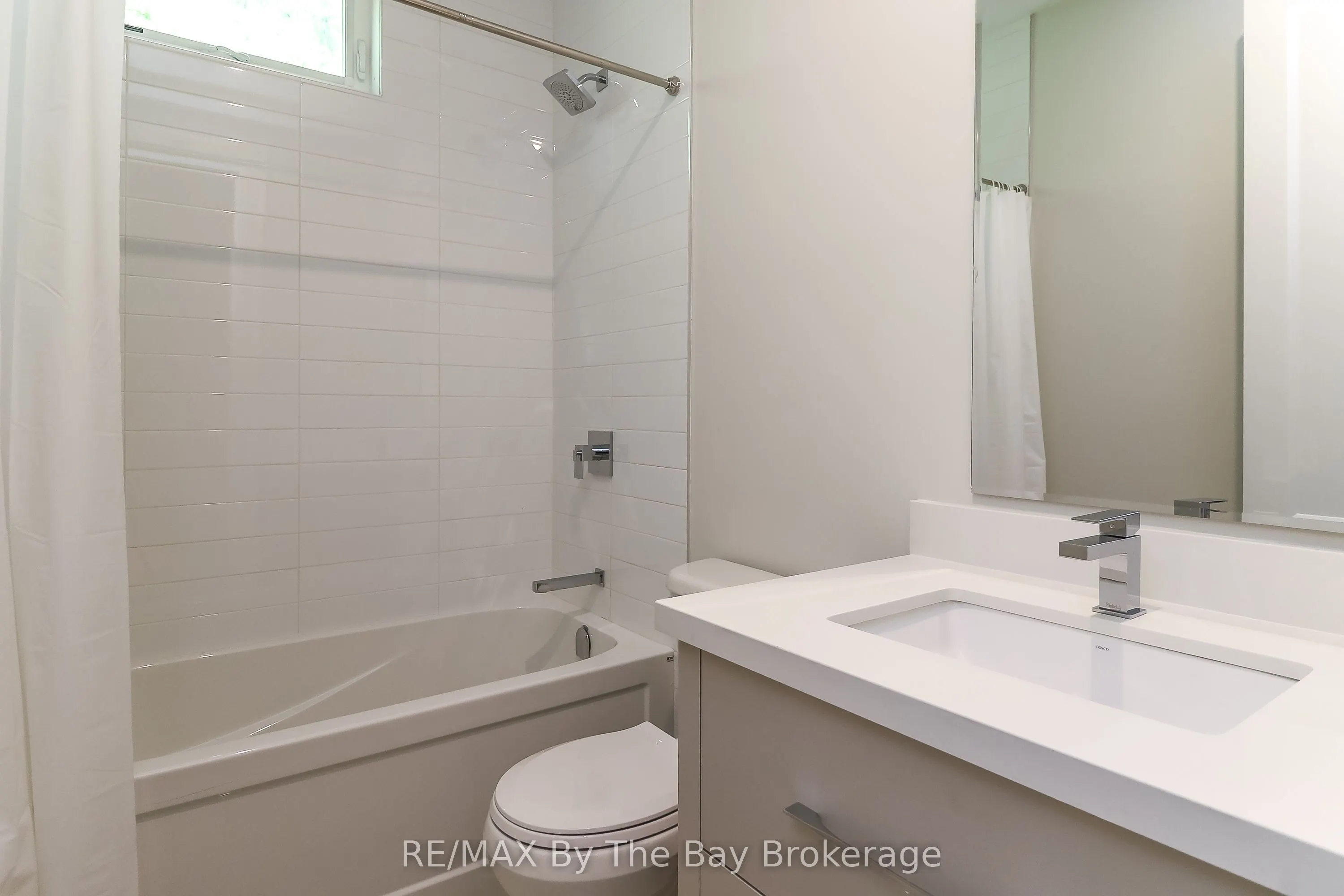 35 48TH Street N