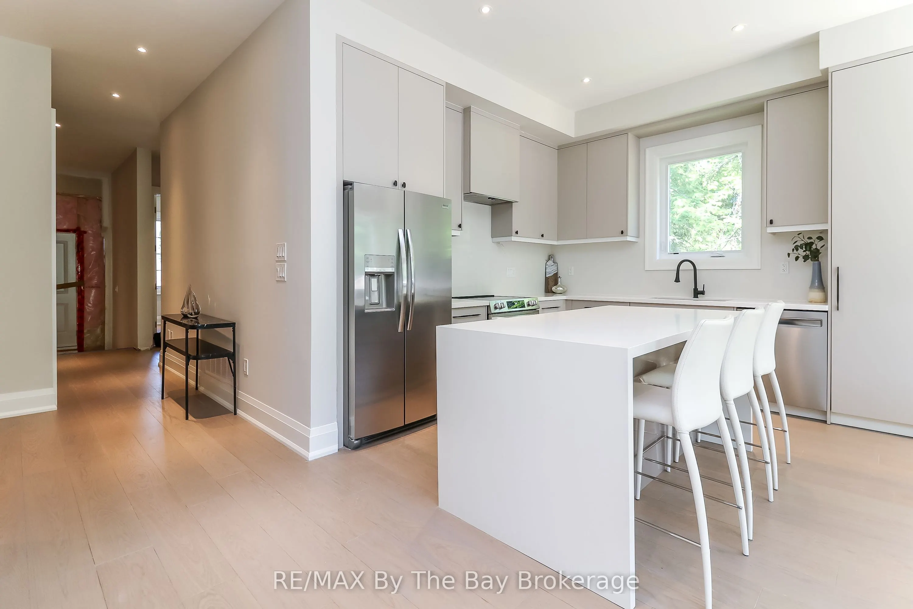 35 48TH Street N