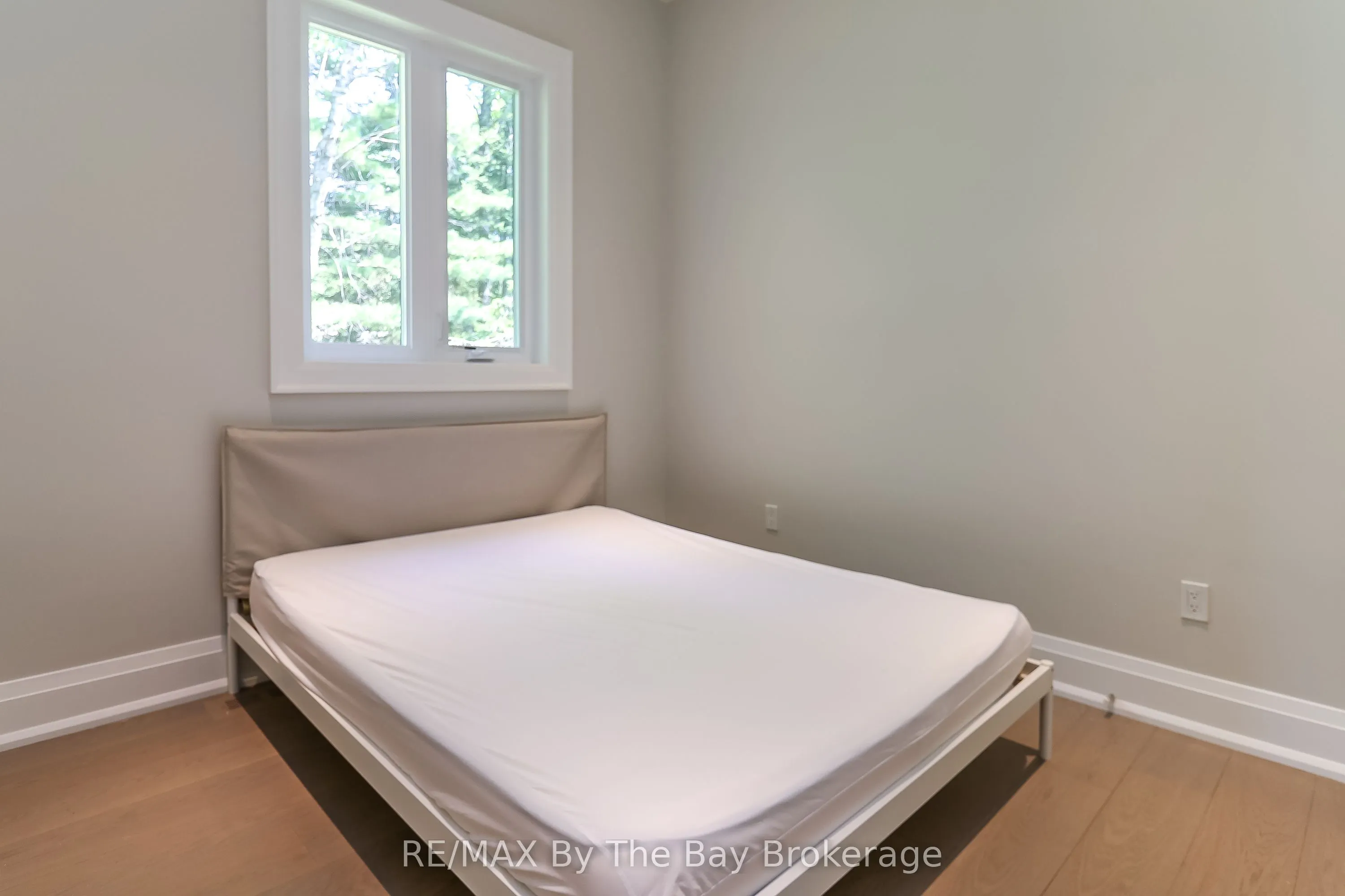 35 48TH Street N
