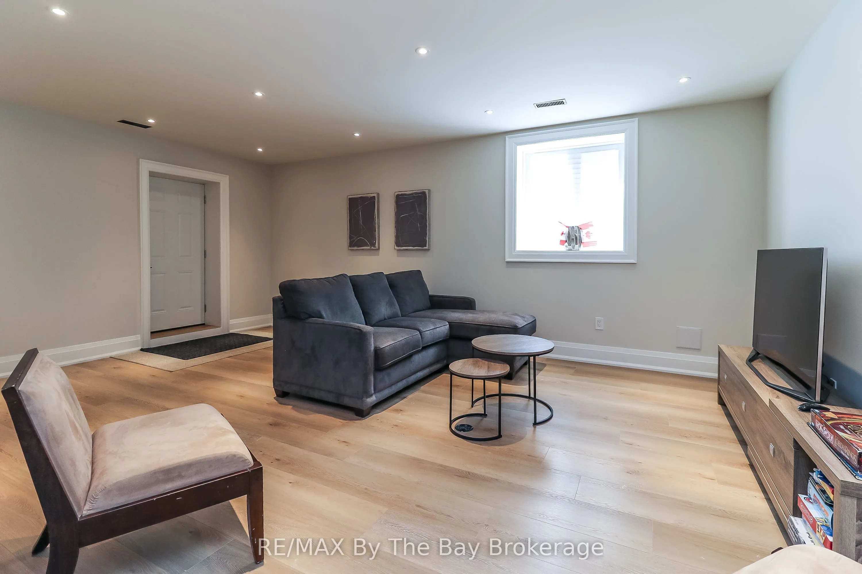 35 48TH Street N