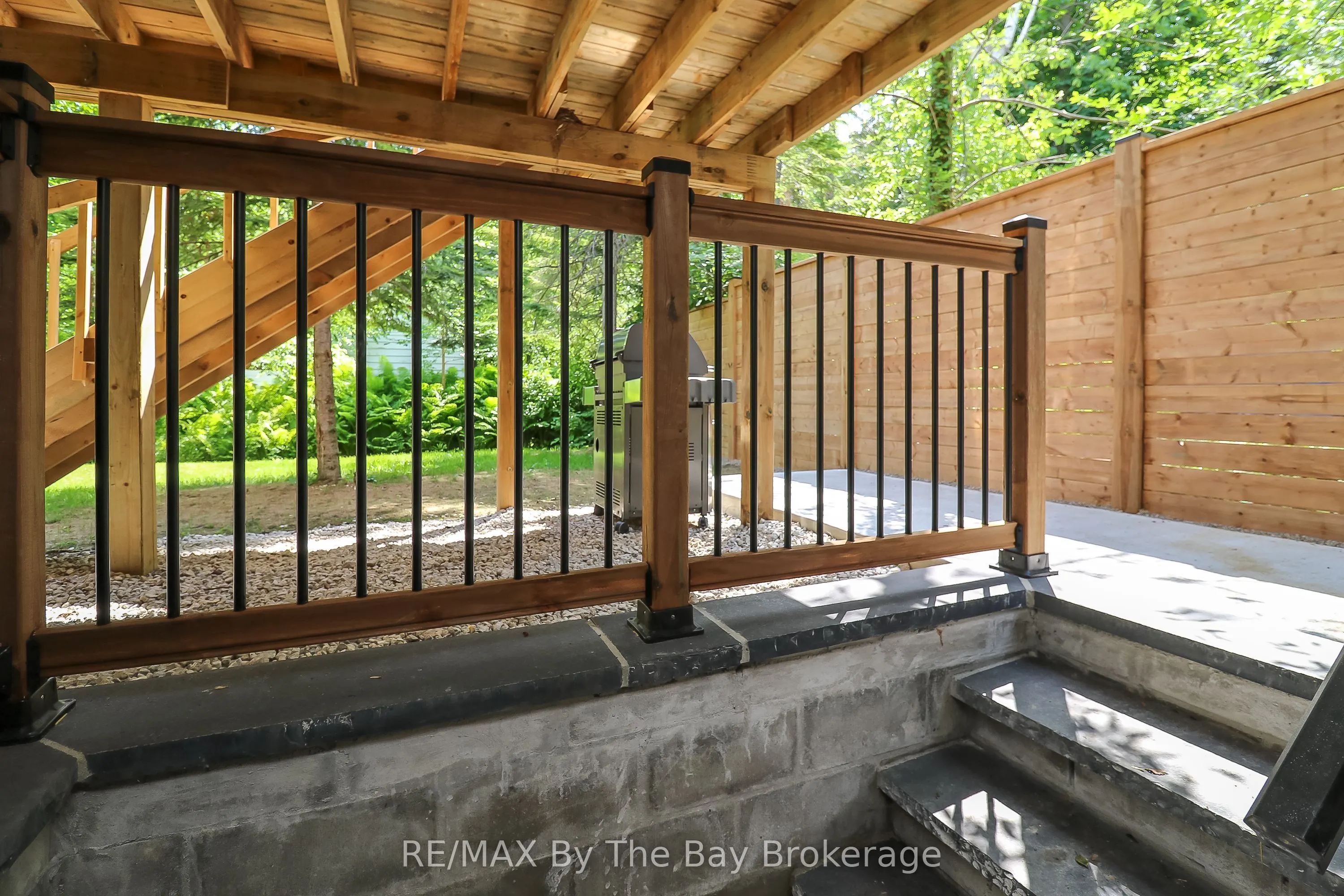 35 48TH Street N