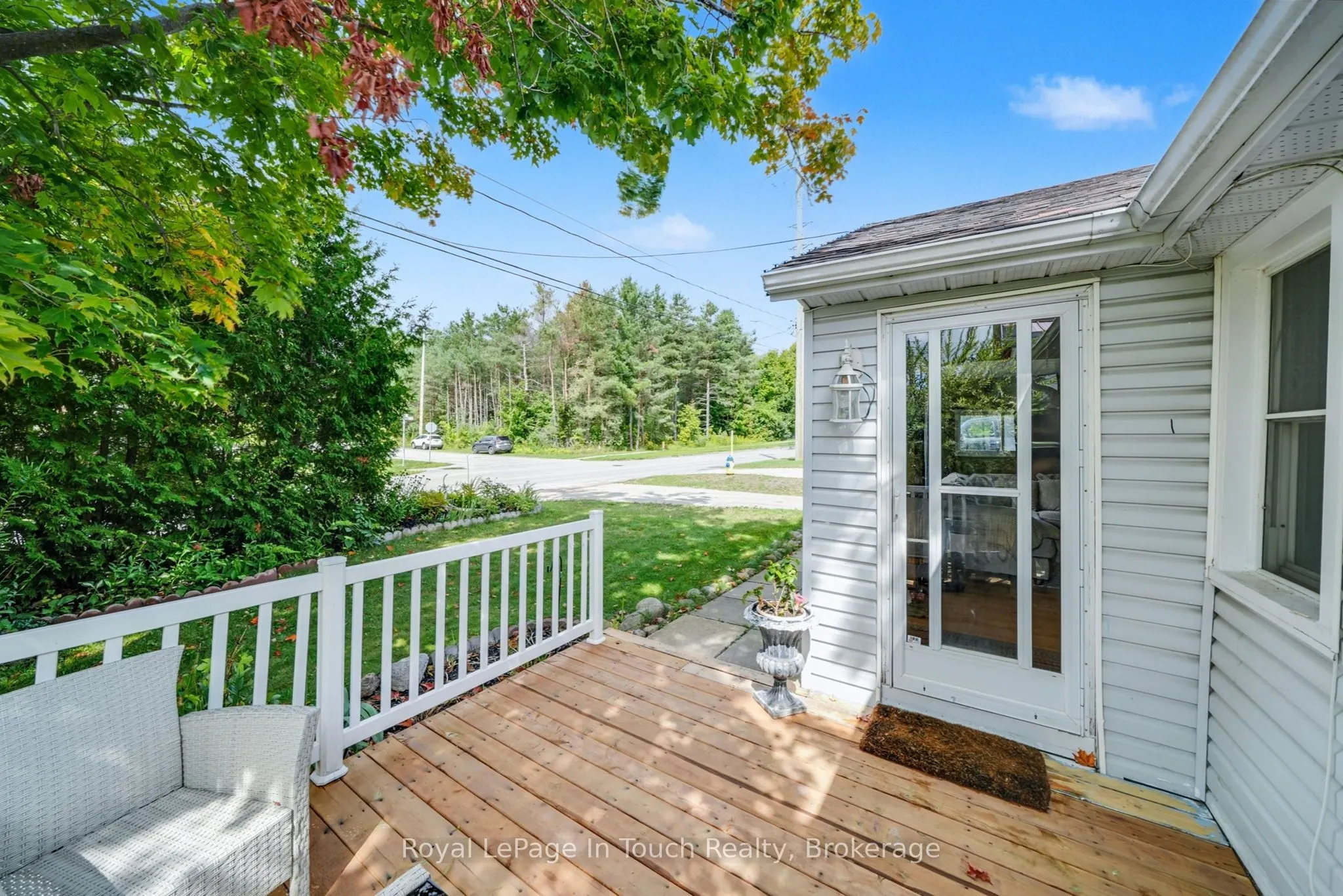 116 Robert Street E