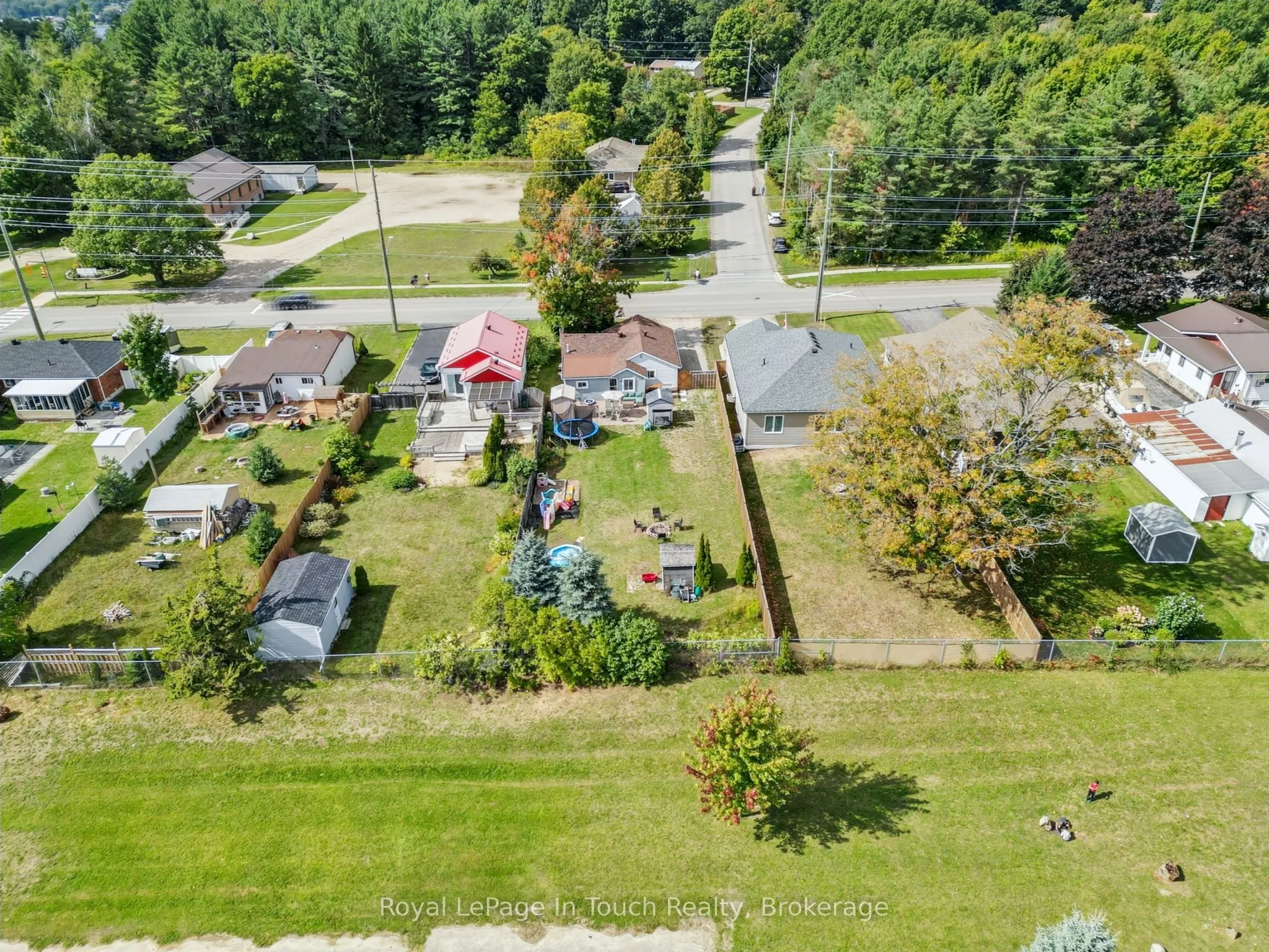116 Robert Street E