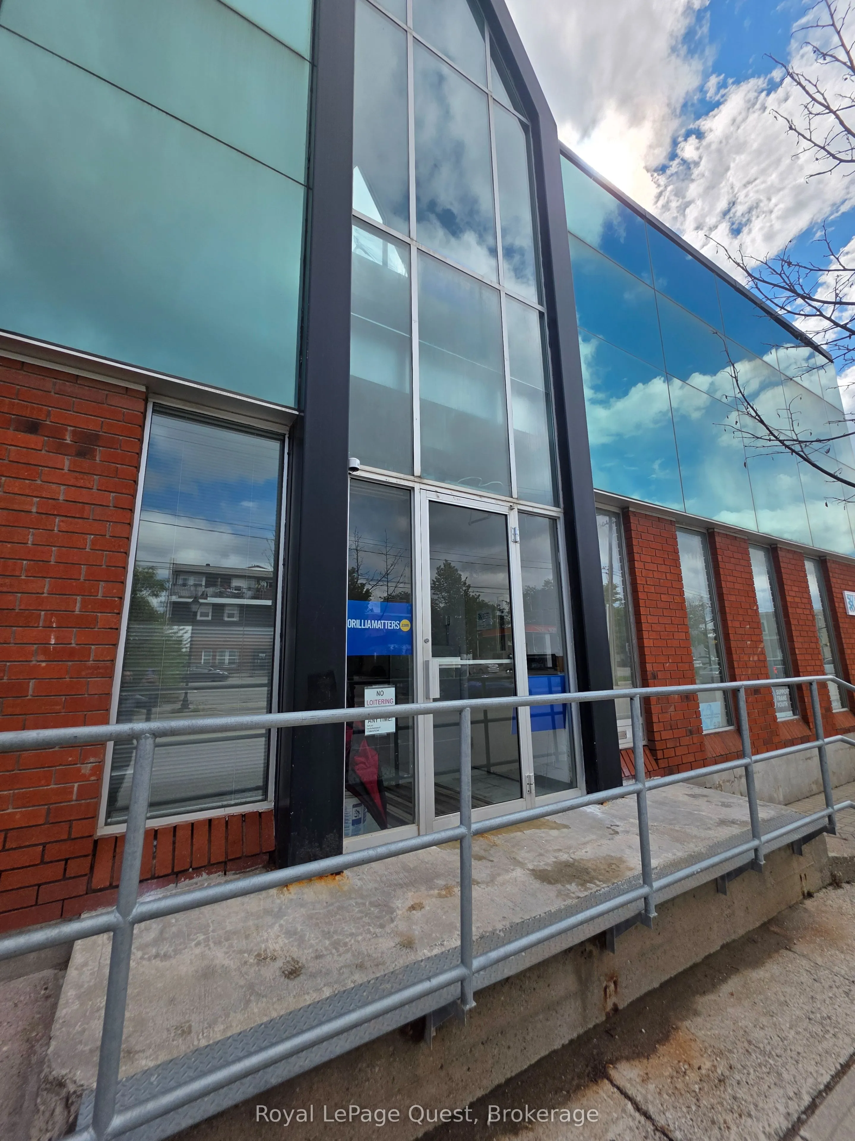 17 Colborne Street E, #102
