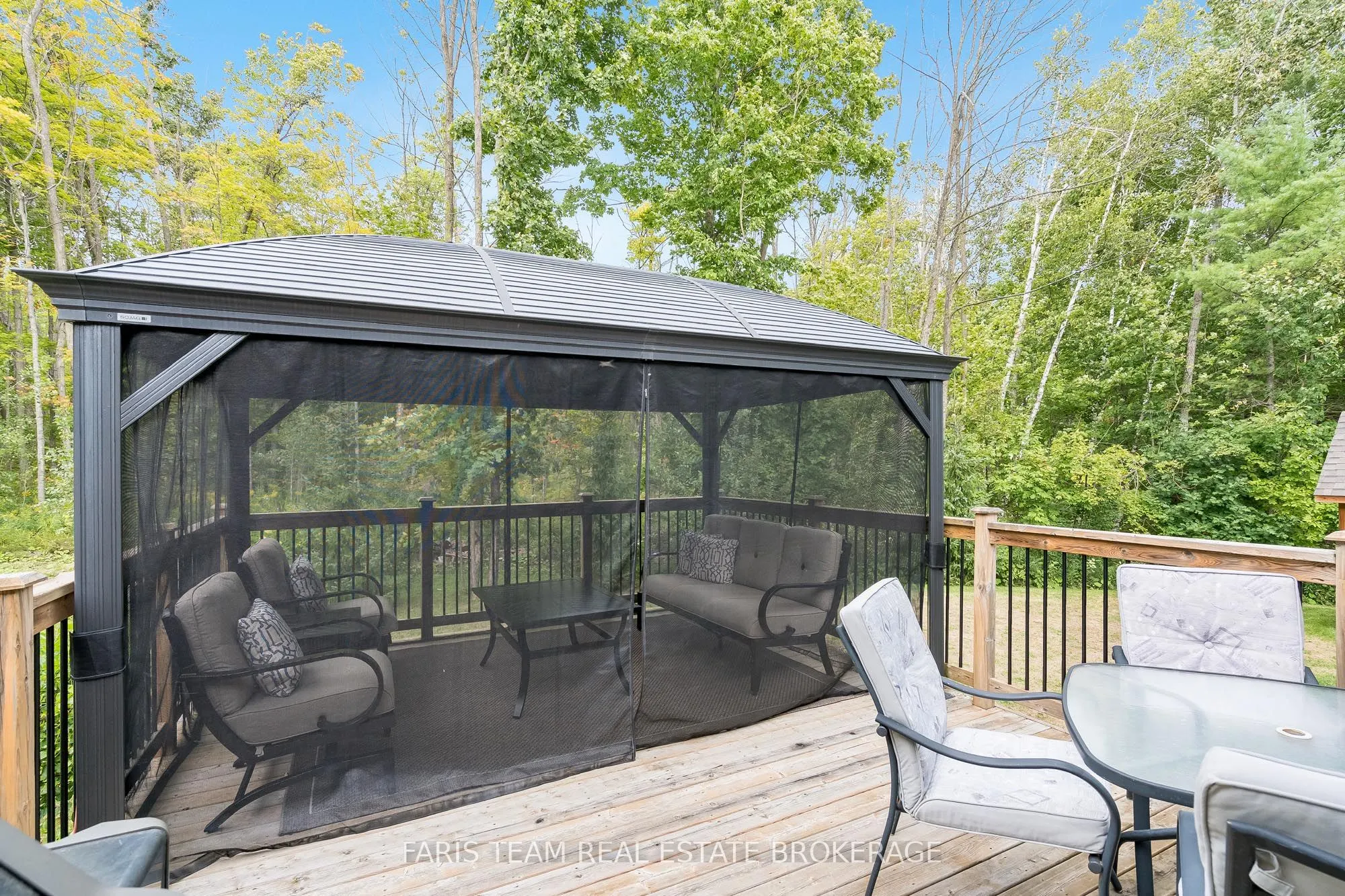 1559 Rimkey Crescent