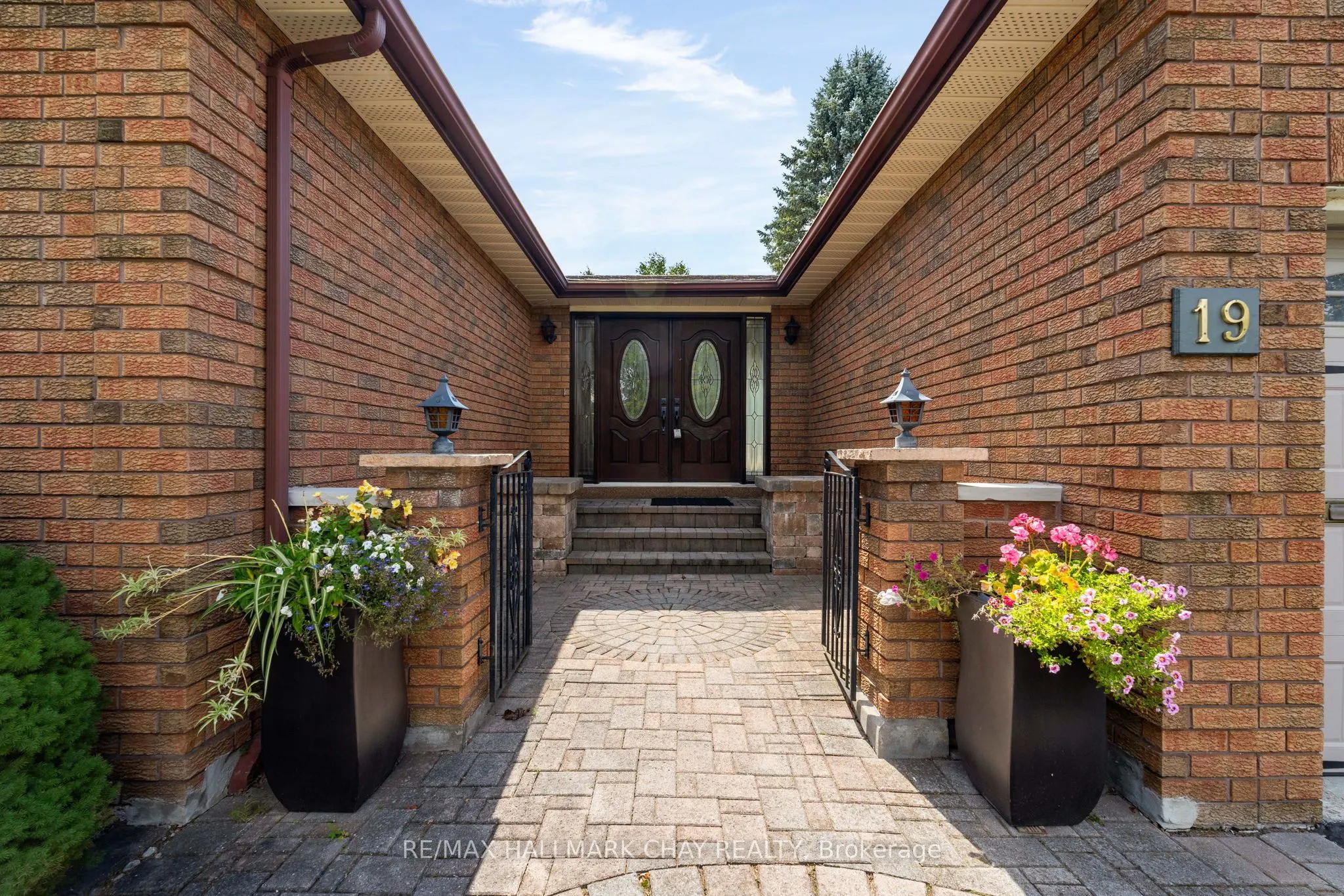 19 Algonquin Trail
