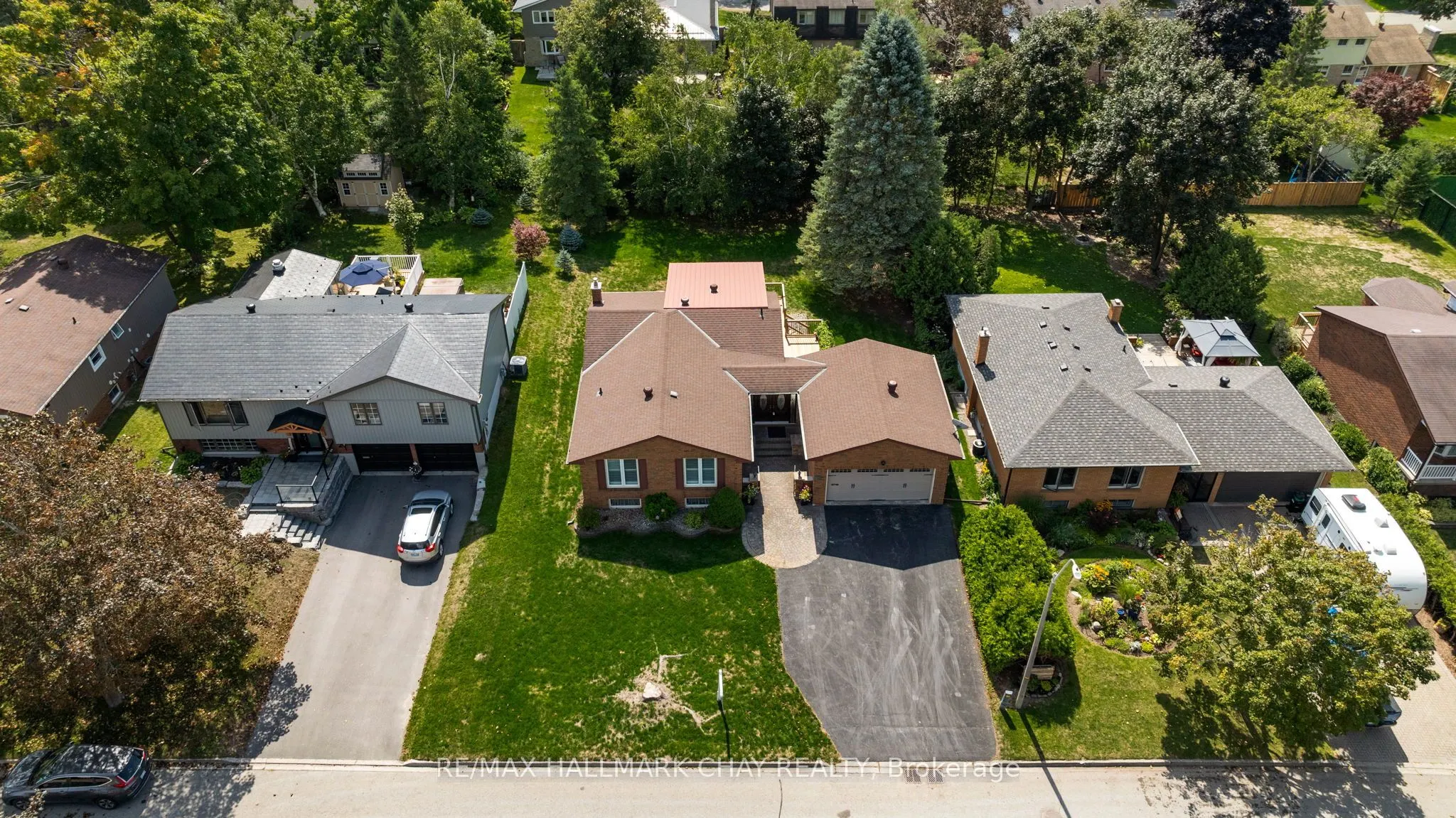 19 Algonquin Trail