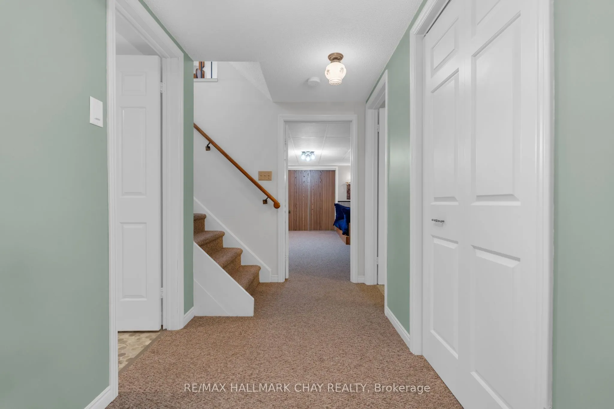 19 Algonquin Trail