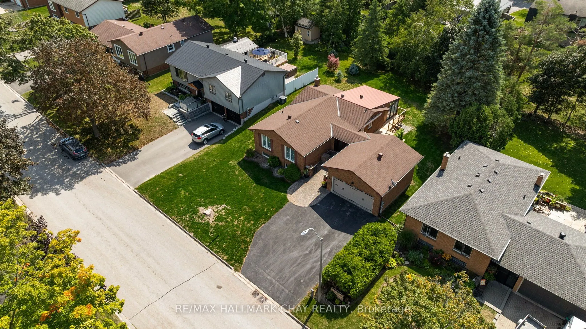19 Algonquin Trail