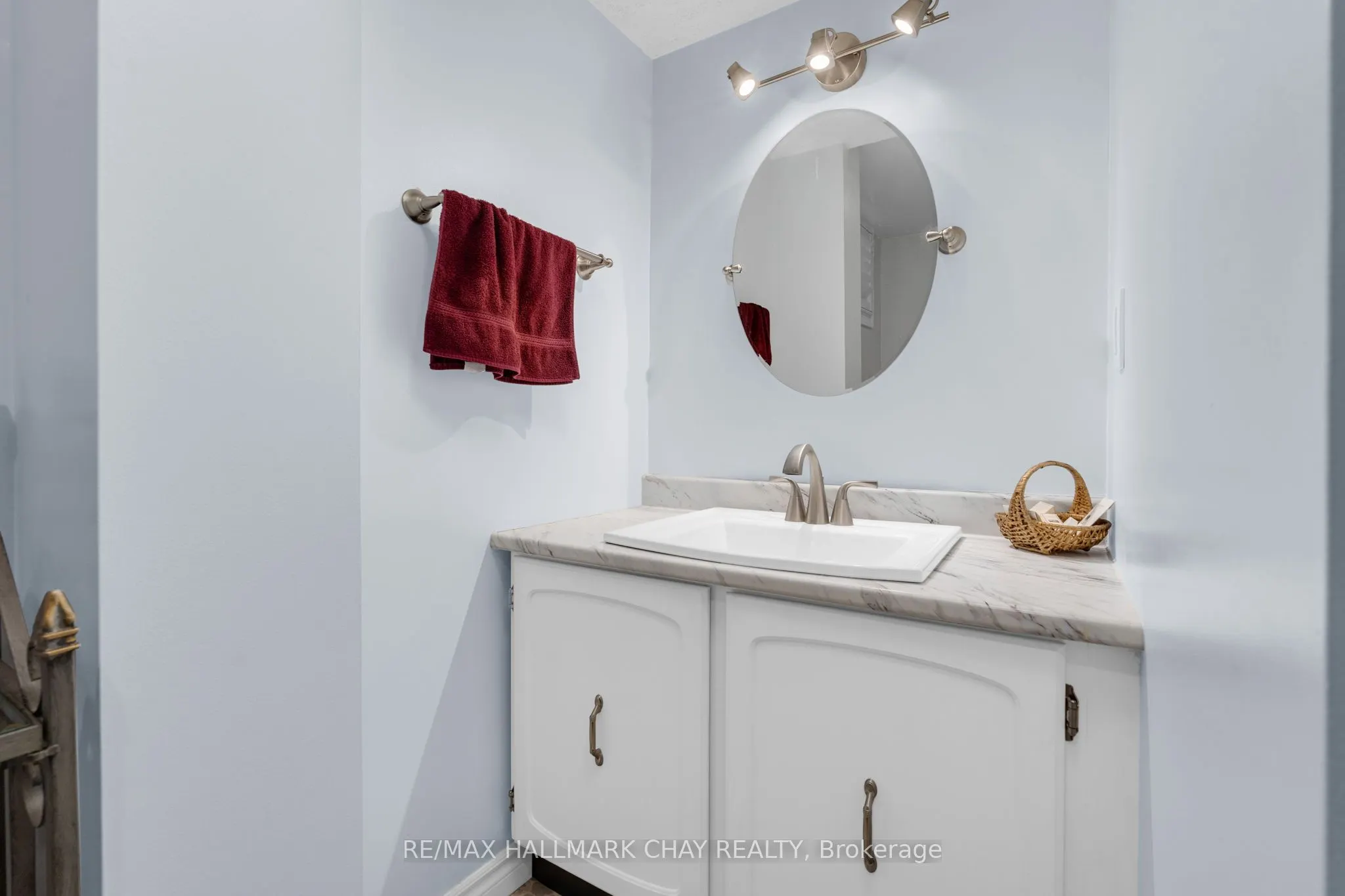 19 Algonquin Trail
