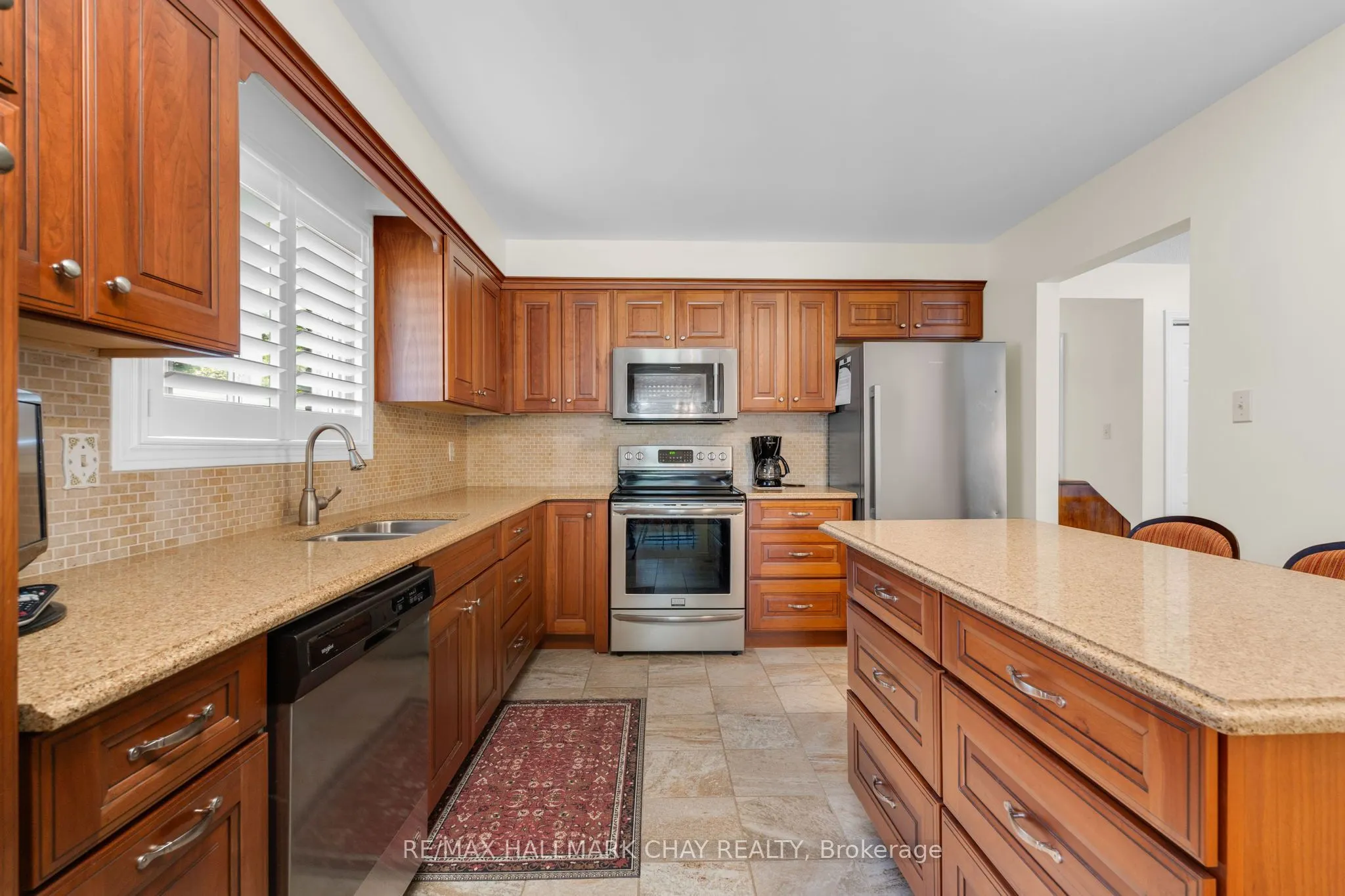 19 Algonquin Trail