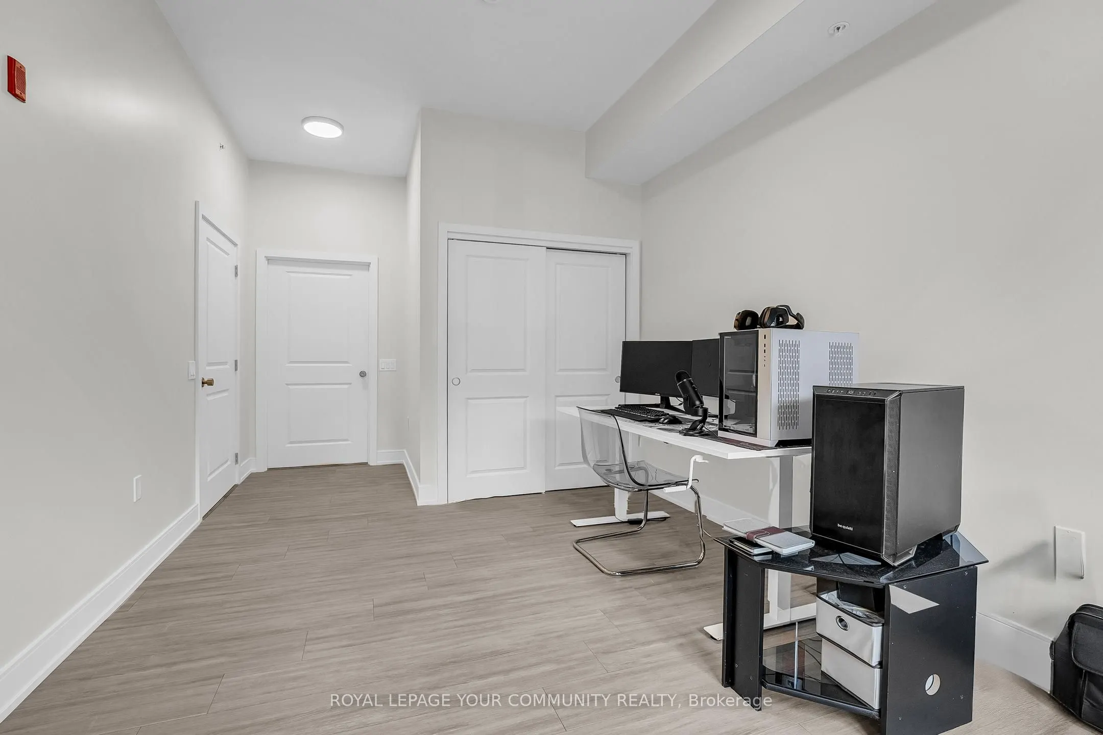 121 Mary Street, #211