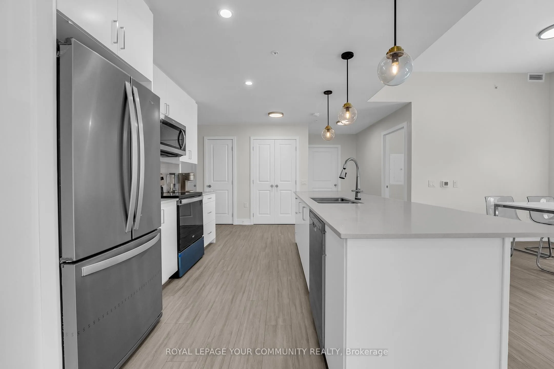121 Mary Street, #211
